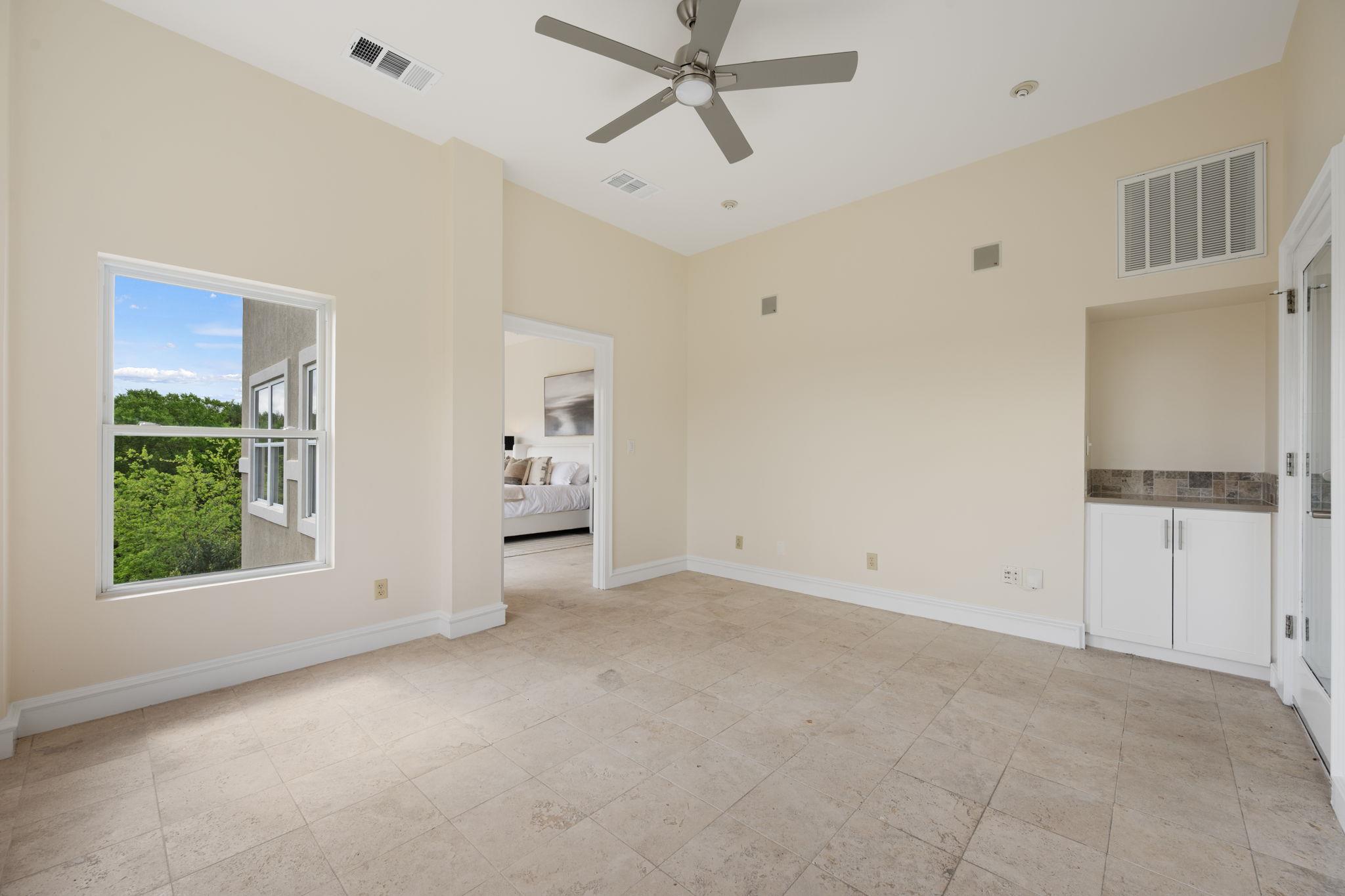 3 Brett Cv, Austin, TX 78746