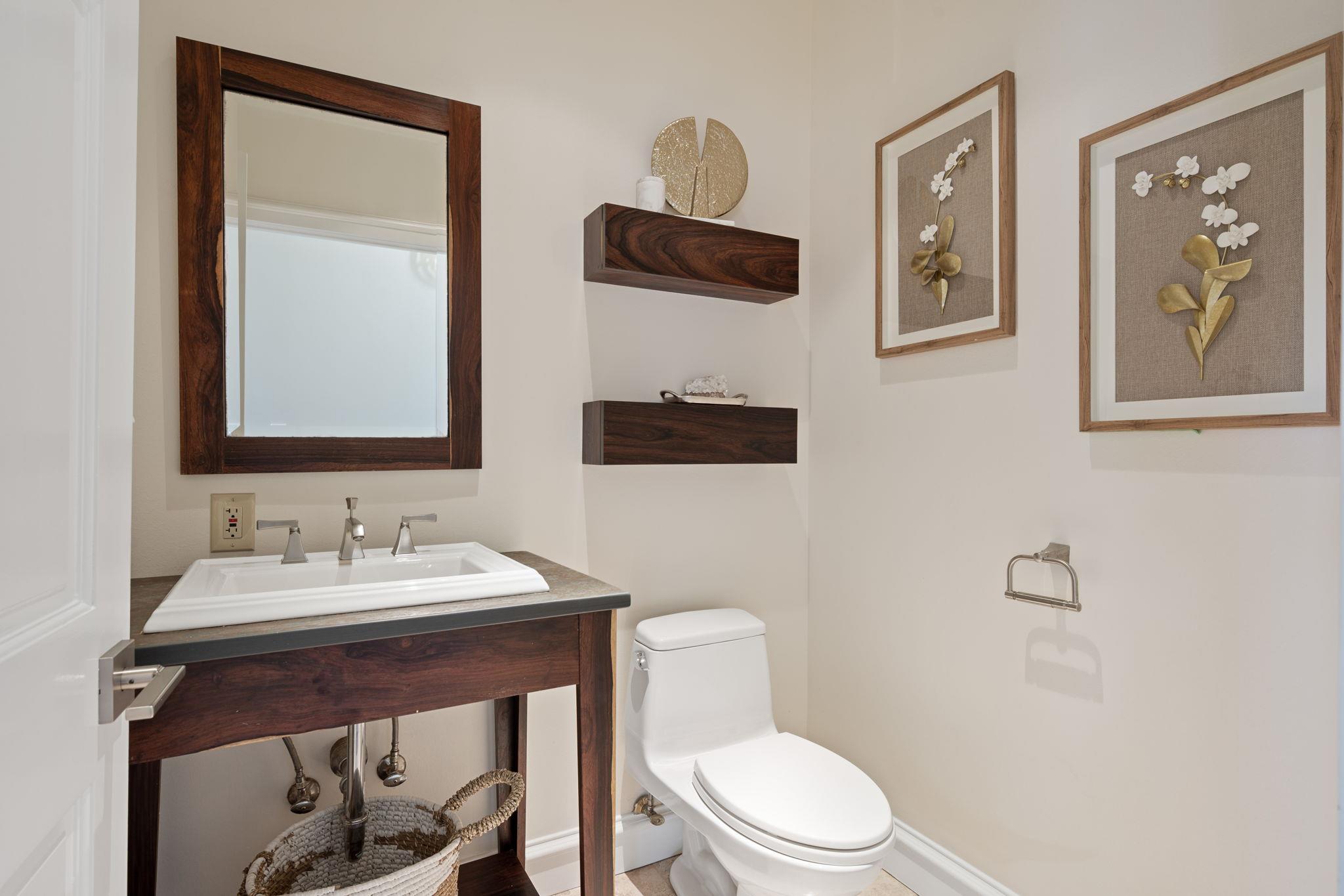 3 Brett Cv, Austin, TX 78746