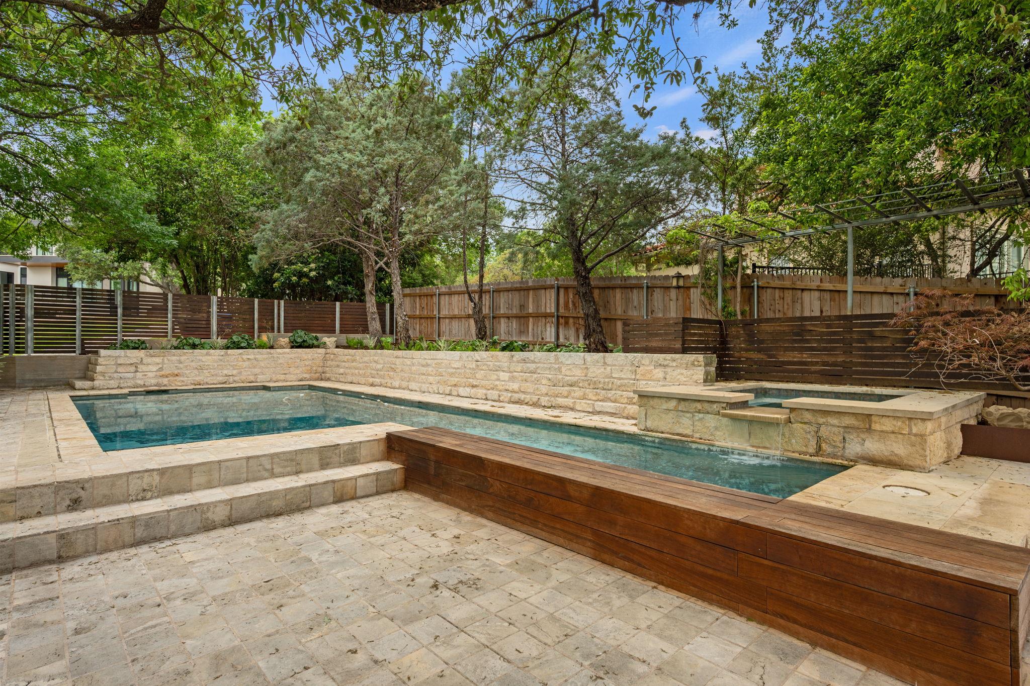 3 Brett Cv, Austin, TX 78746