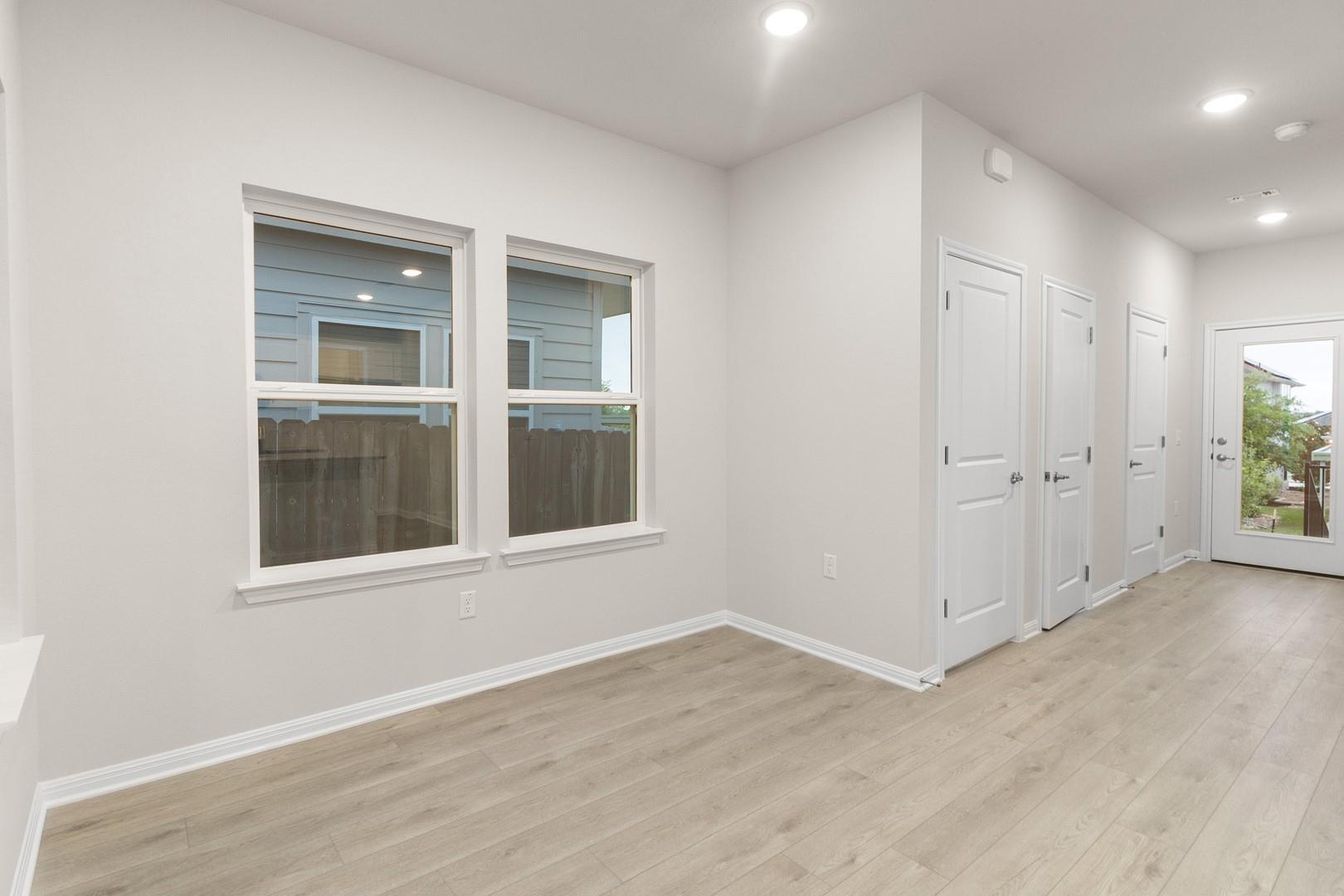 16714 Sonoma Breeze Dr, Manor, TX 78653