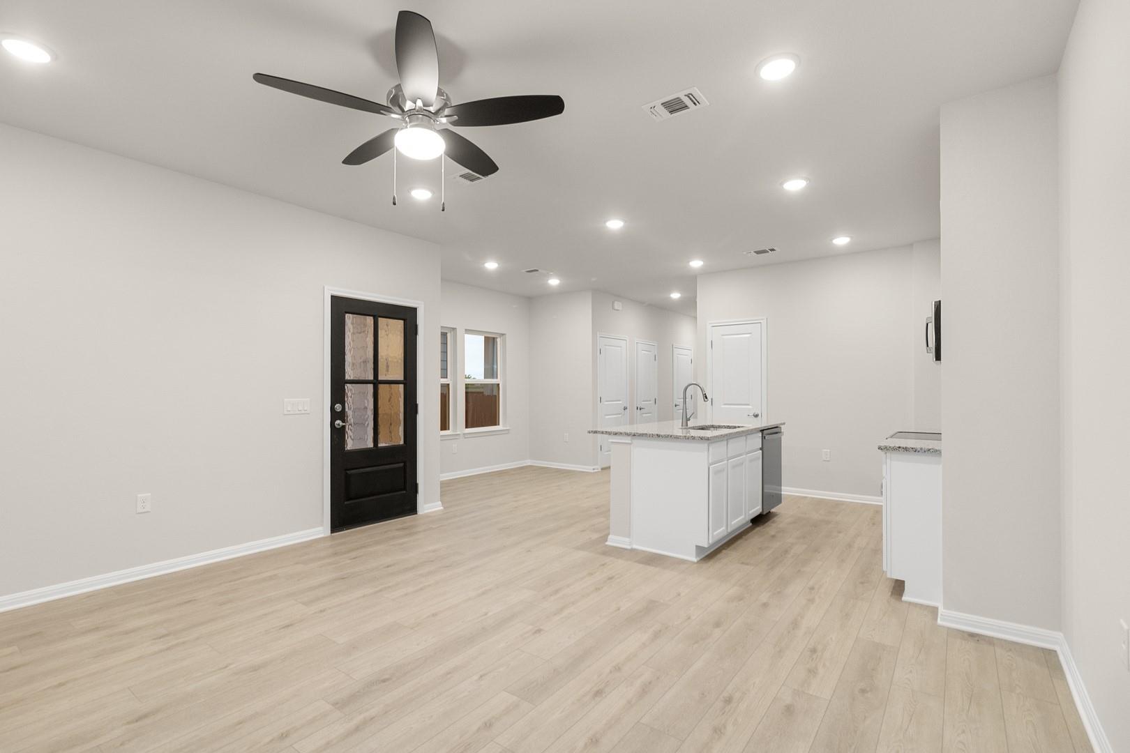 16714 Sonoma Breeze Dr, Manor, TX 78653