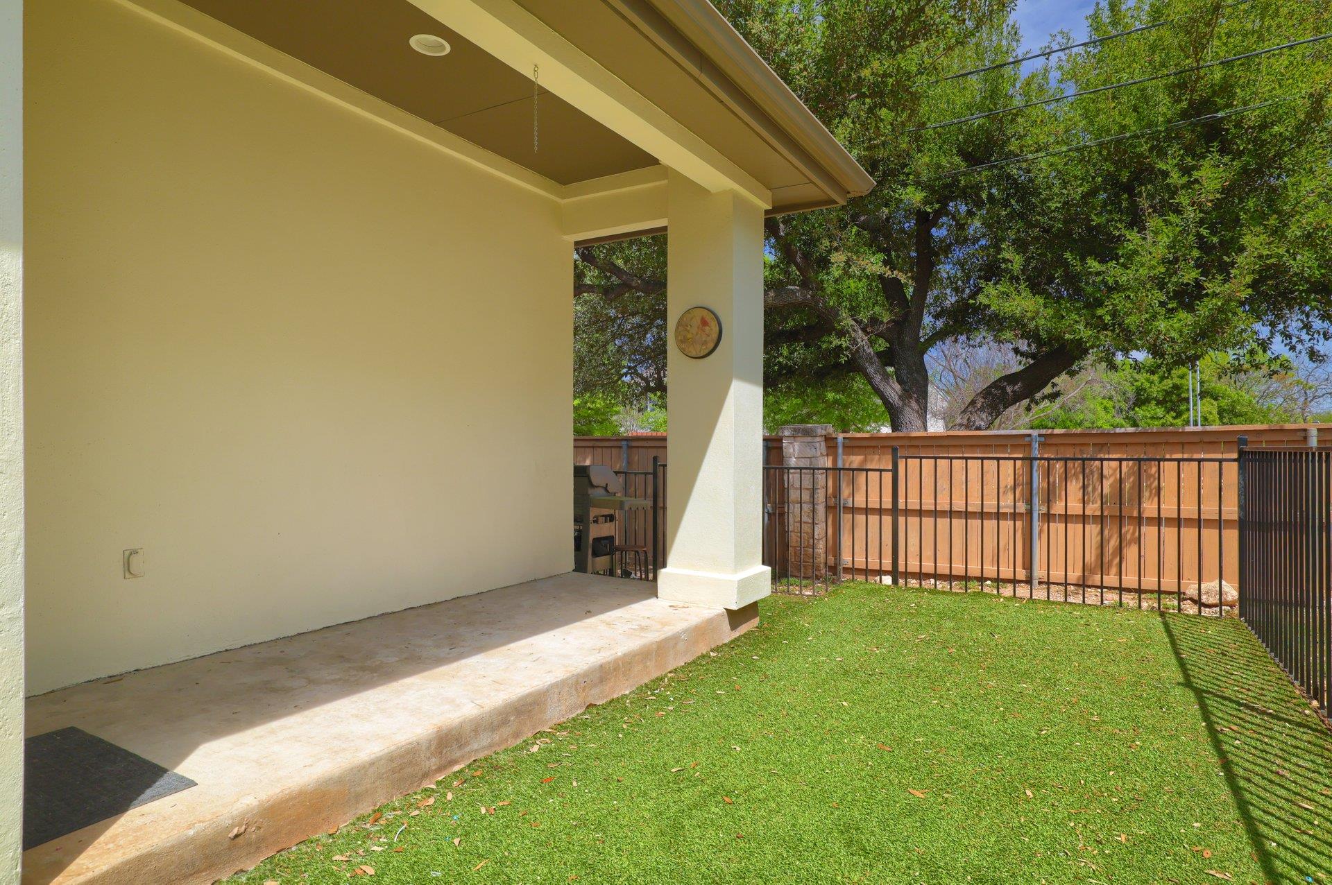 11558 Spicewood Pkwy # 17, Austin, TX 78750