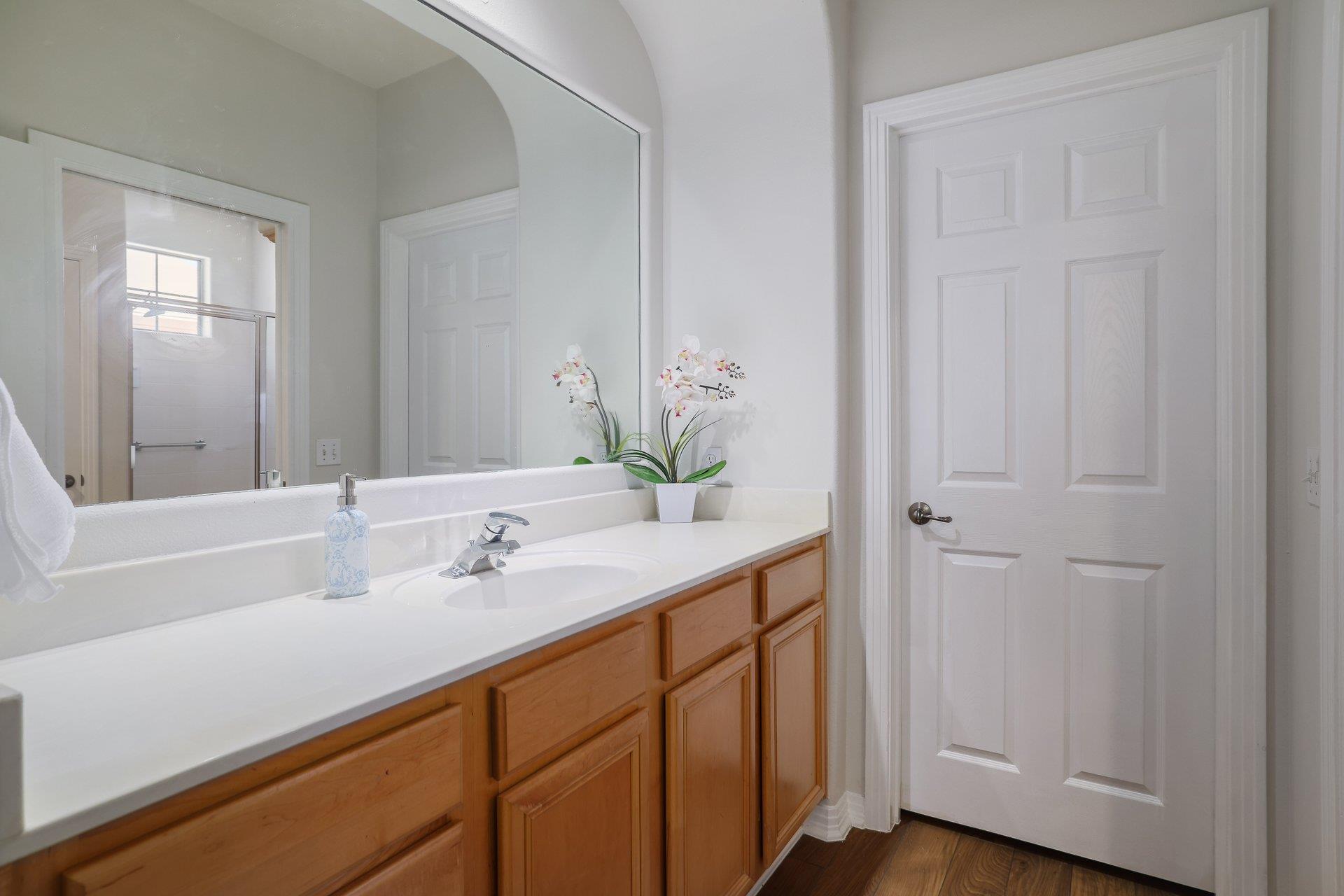 11558 Spicewood Pkwy # 17, Austin, TX 78750