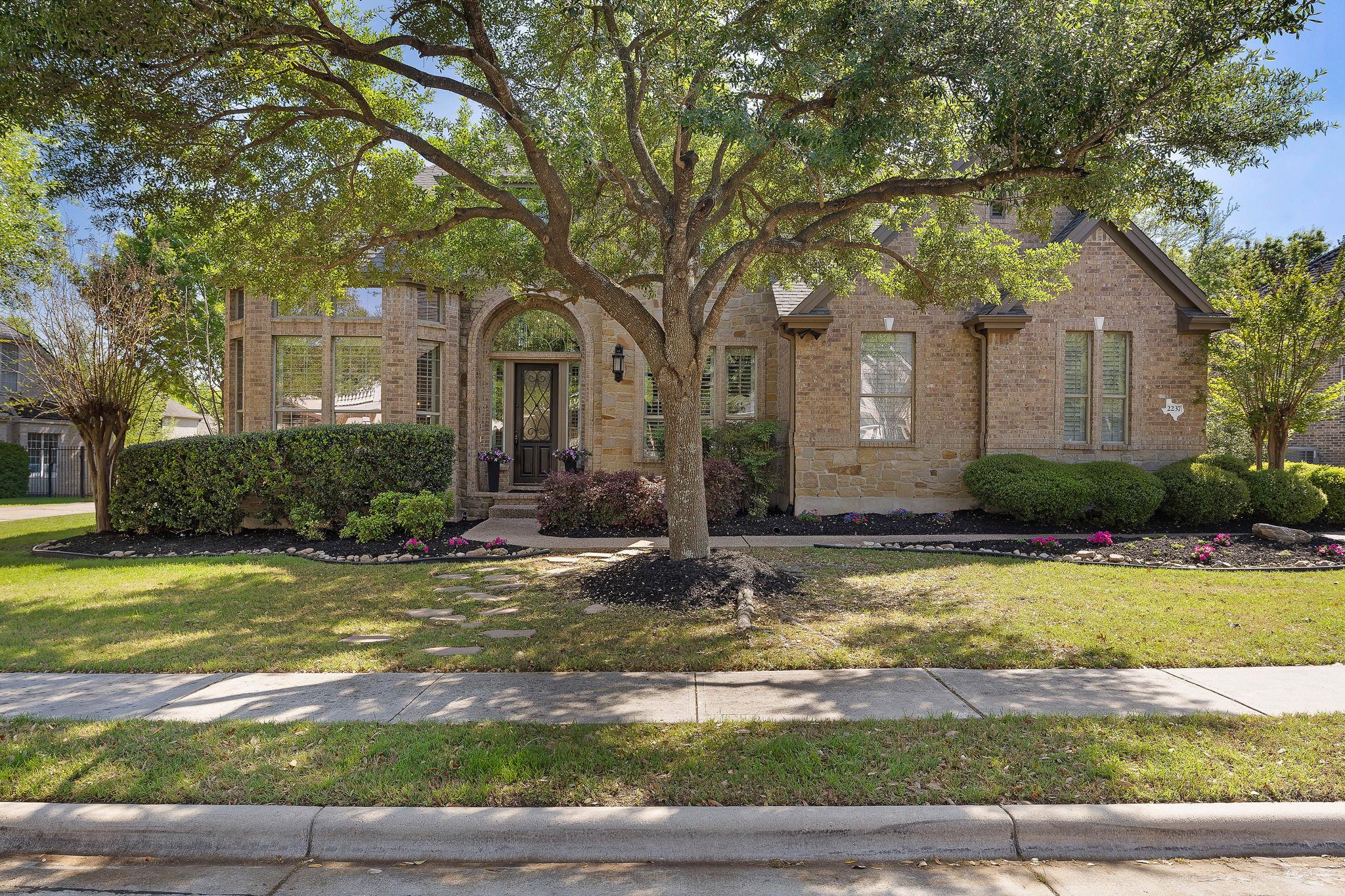 2237 Hamlet Cir, Round Rock, TX 78664