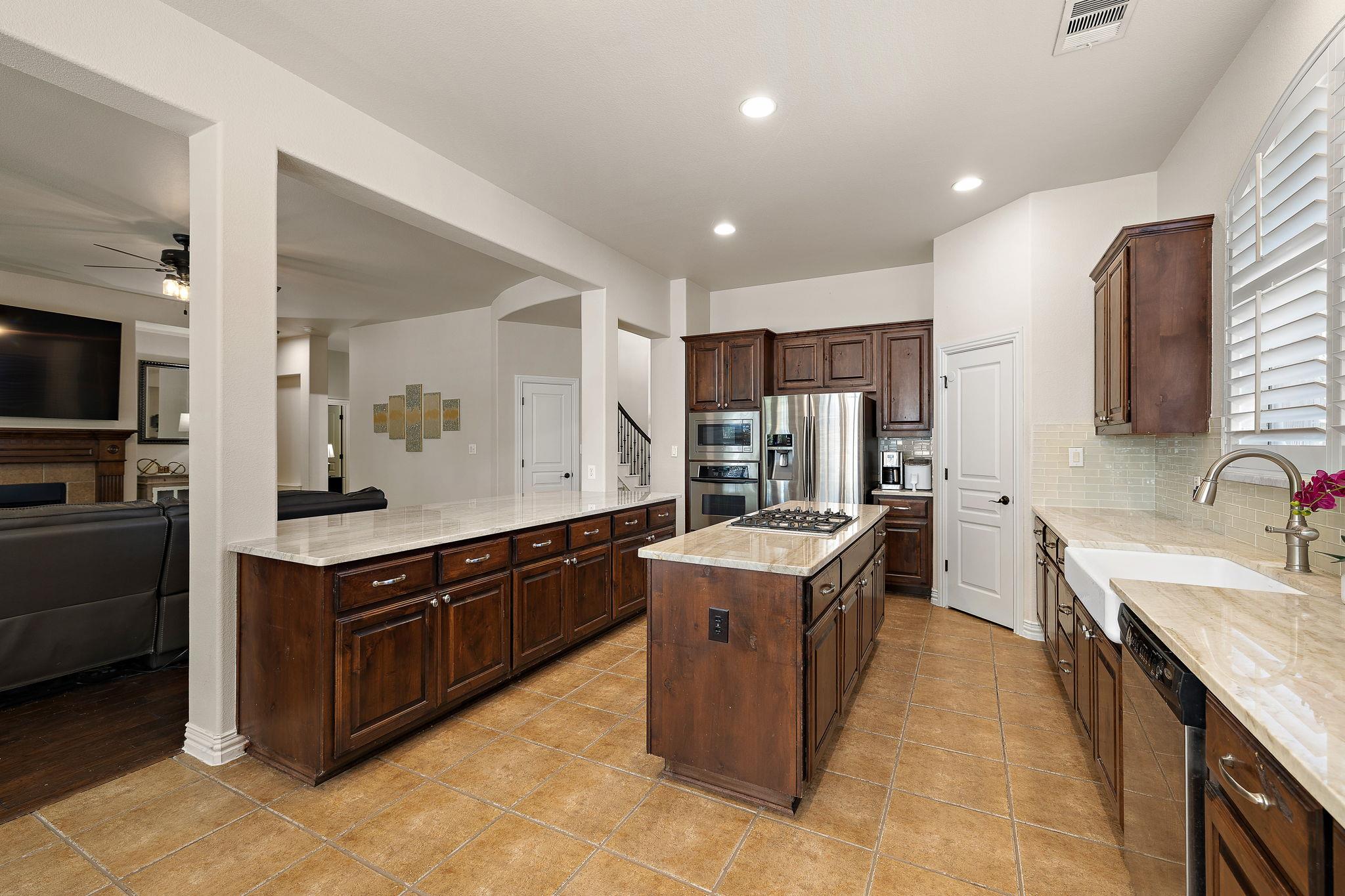 2237 Hamlet Cir, Round Rock, TX 78664