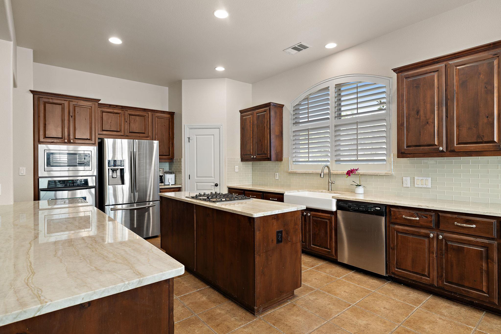 2237 Hamlet Cir, Round Rock, TX 78664