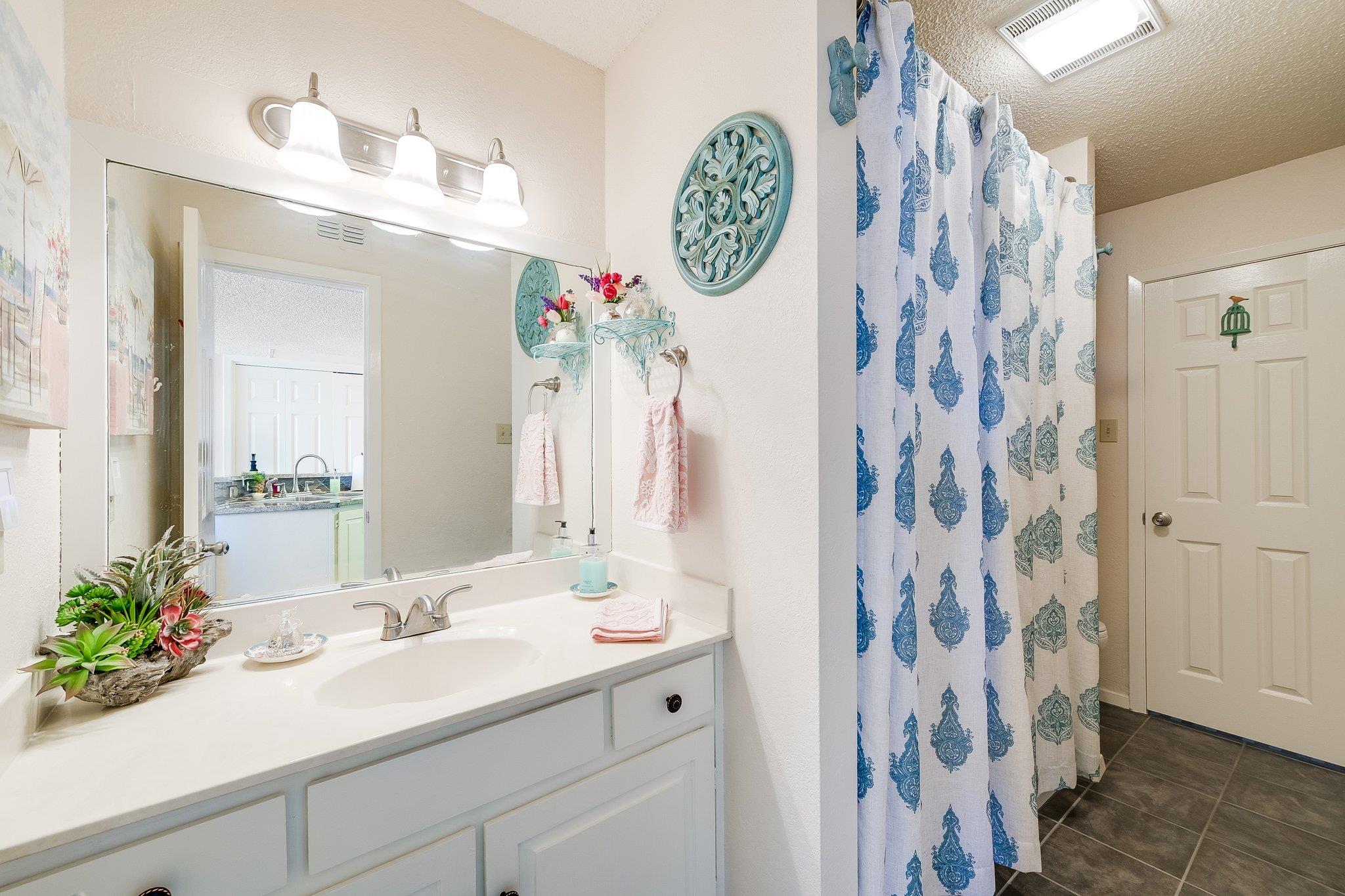 1601 Judy Lynn Dr # 109, Spicewood, TX 78669