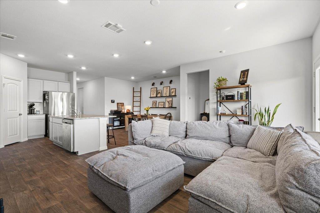 209 Connor Ln, Georgetown, TX 78626