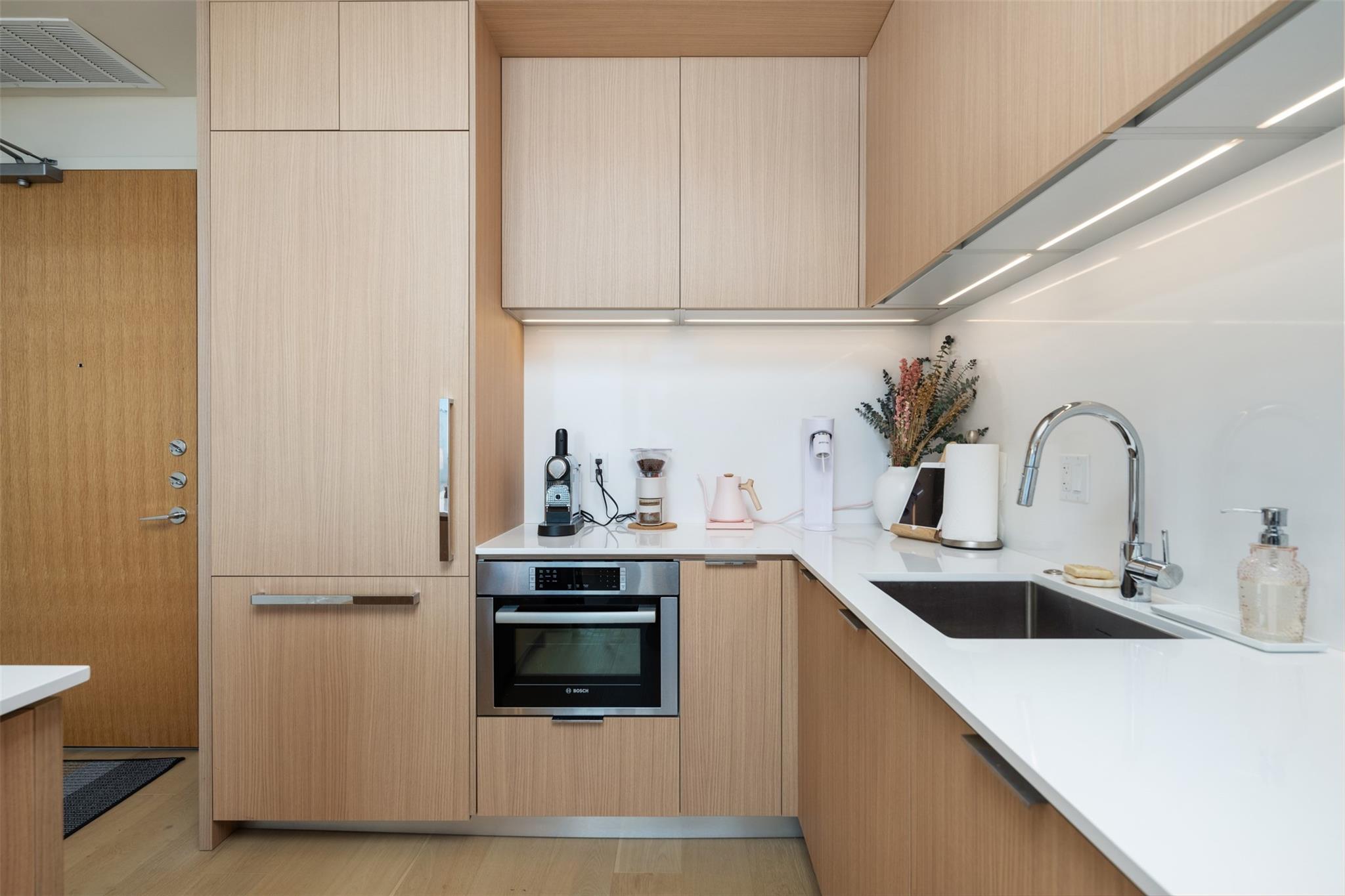 44 East Ave # 3108, Austin, TX 78701