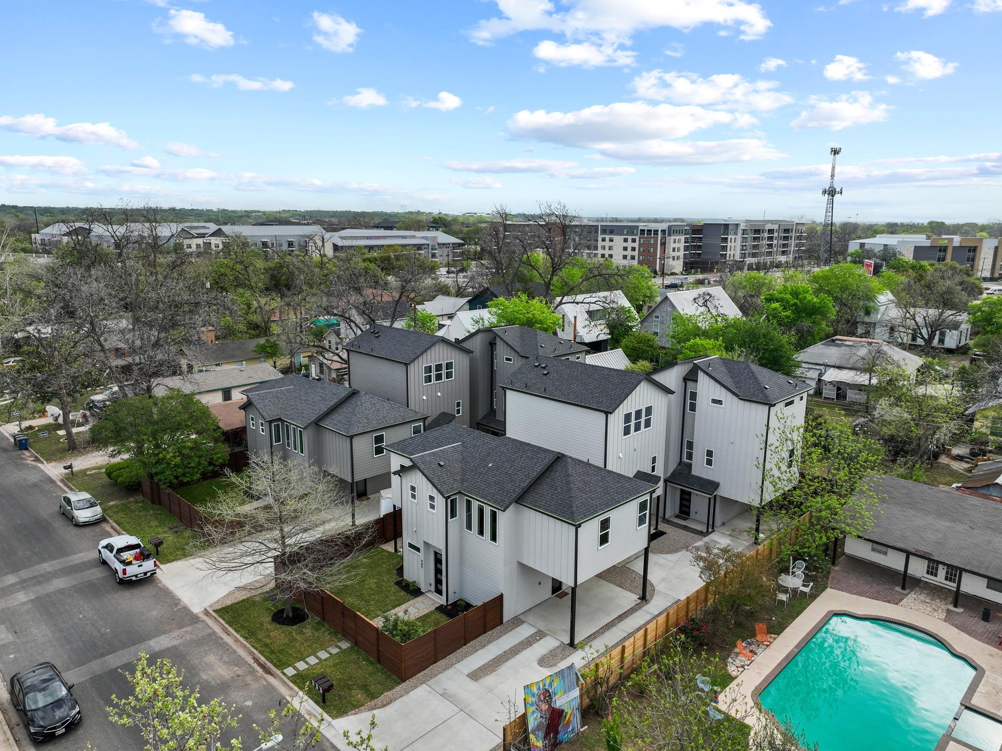 909 Calle Limon # 2, Austin, TX 78702