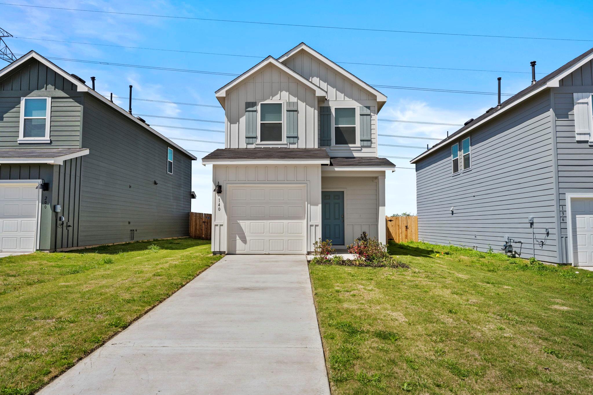 140 Kendall Ln, Maxwell, TX 78656