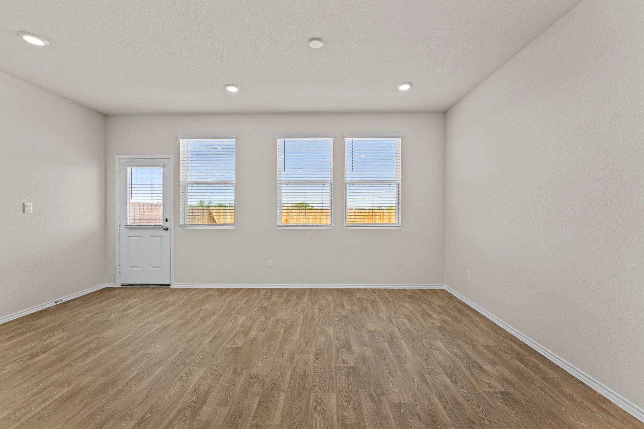 140 Kendall Ln, Maxwell, TX 78656