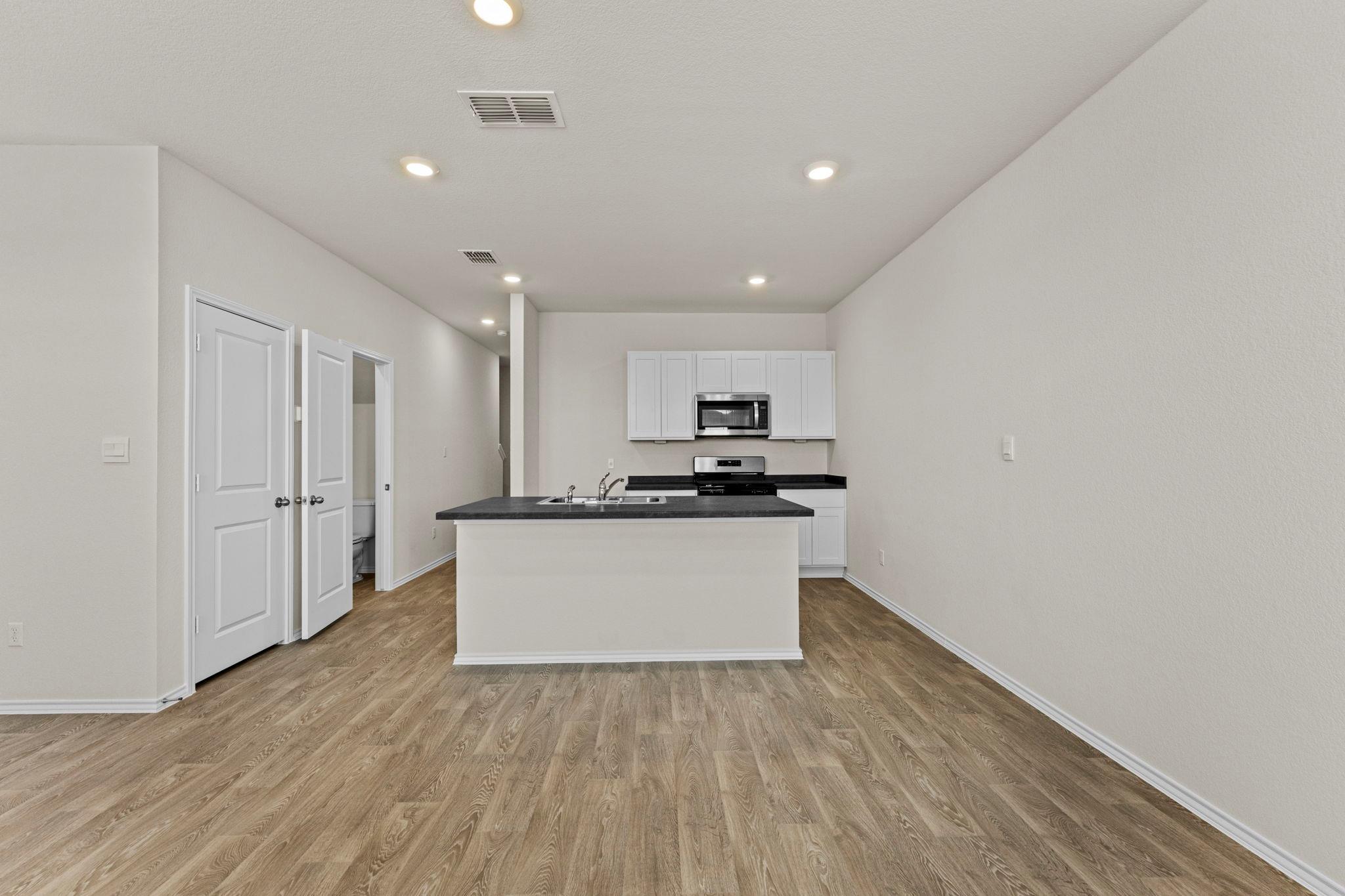 140 Kendall Ln, Maxwell, TX 78656