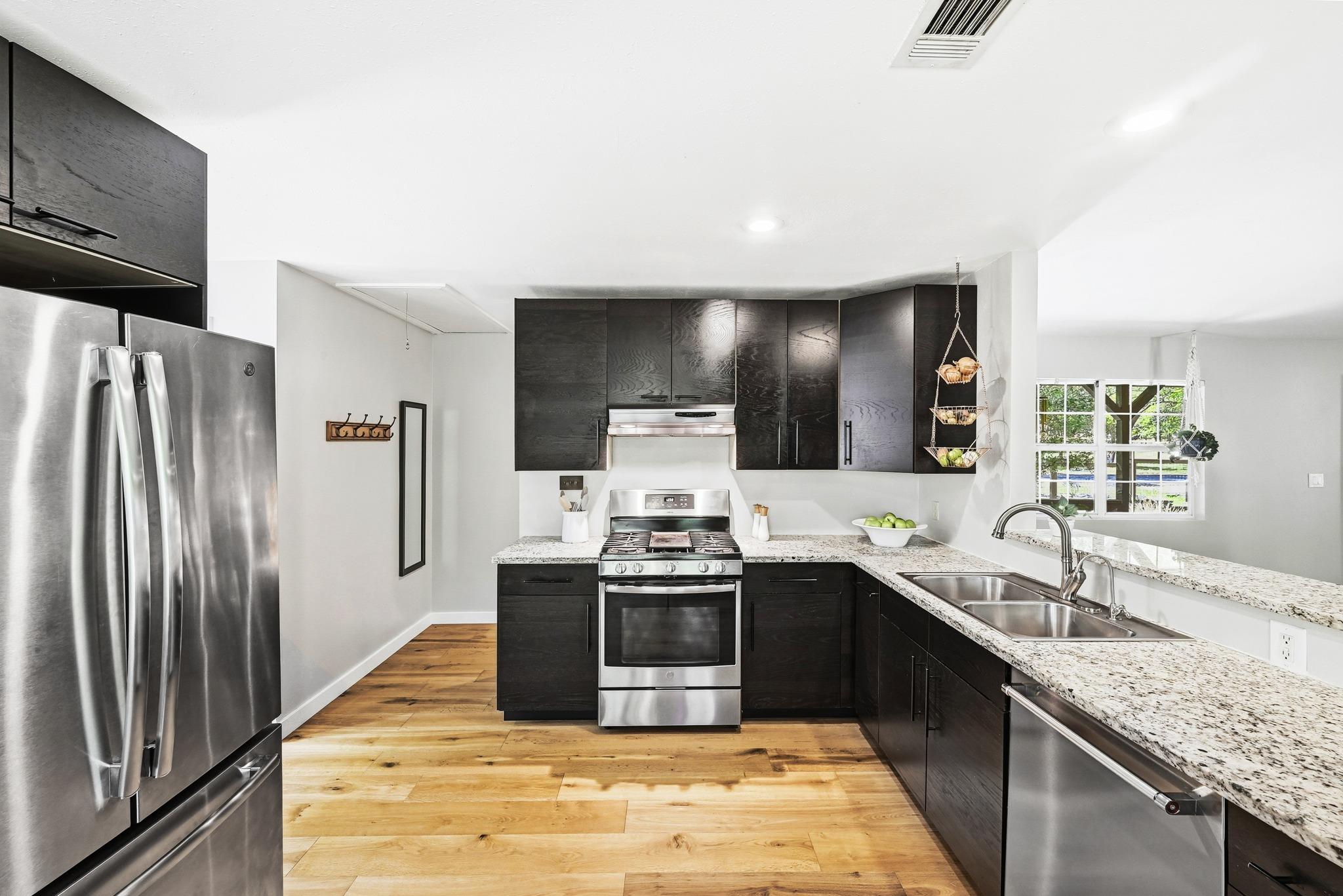 2207 Balboa Rd, Austin, TX 78733