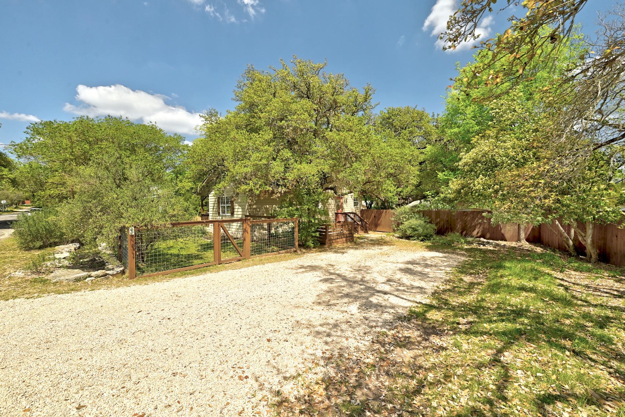 2207 Balboa Rd, Austin, TX 78733