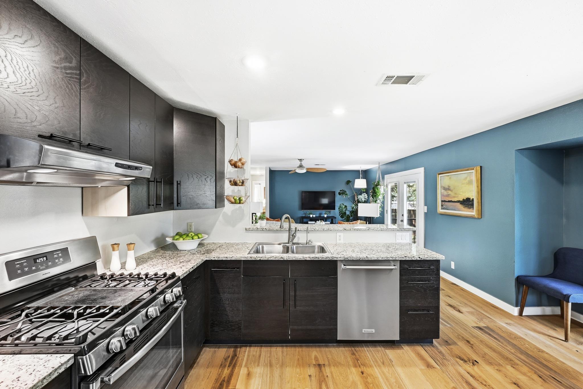 2207 Balboa Rd, Austin, TX 78733