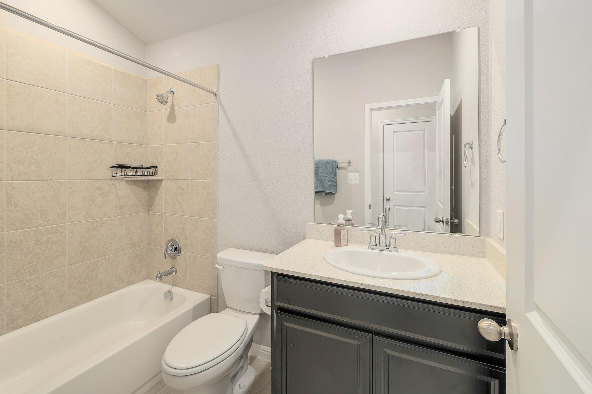 308 Babblebrook Way, Hutto, TX 78634