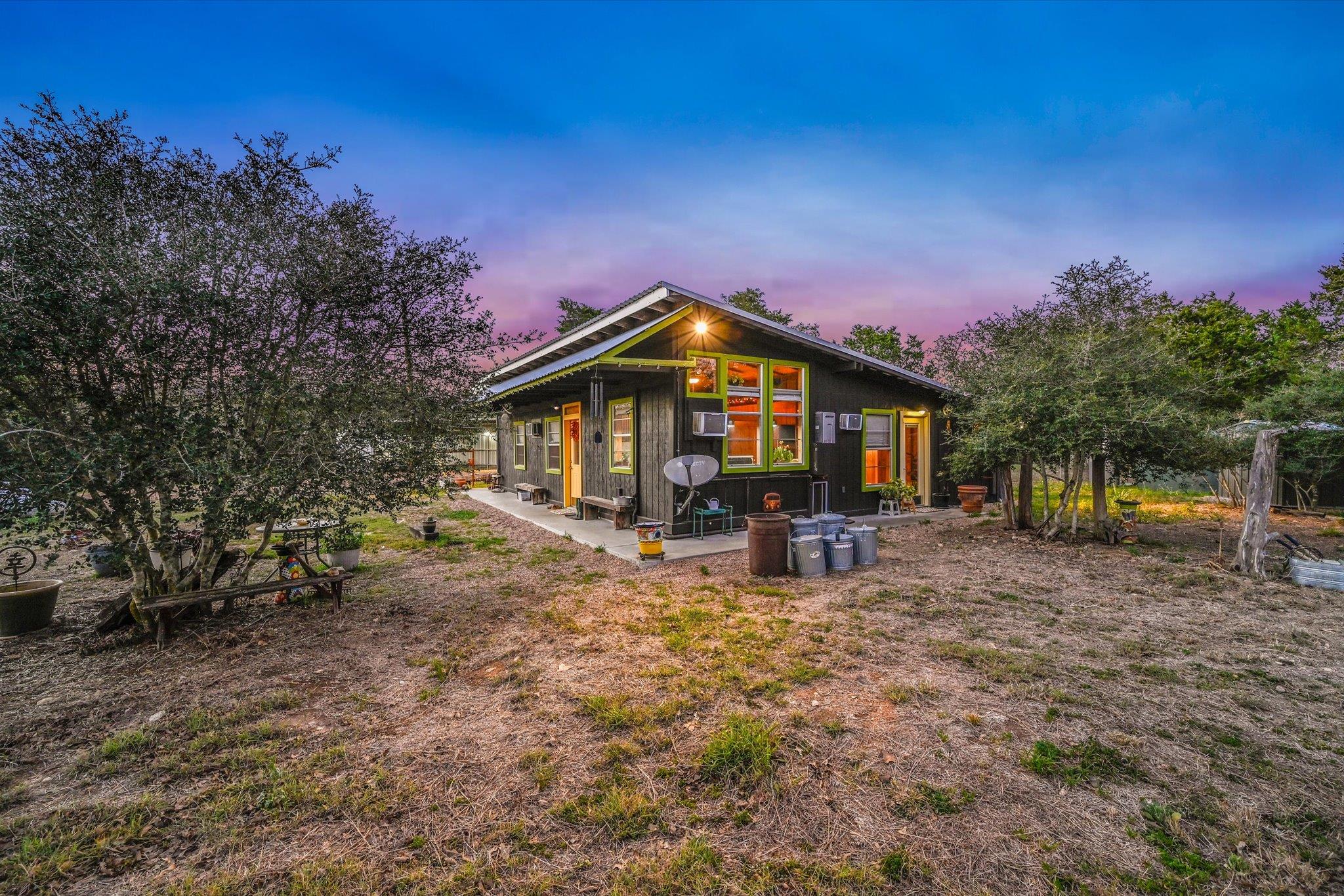 853 Saint Delight Rd, Paige, TX 78659