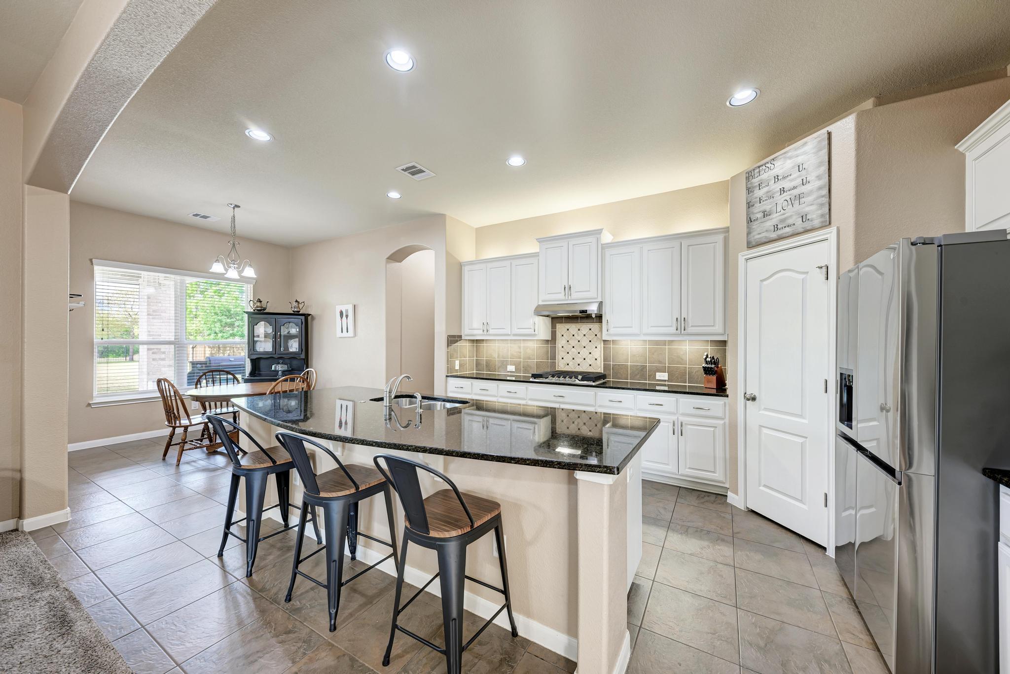 1119 Enclave Way, Hutto, TX 78634