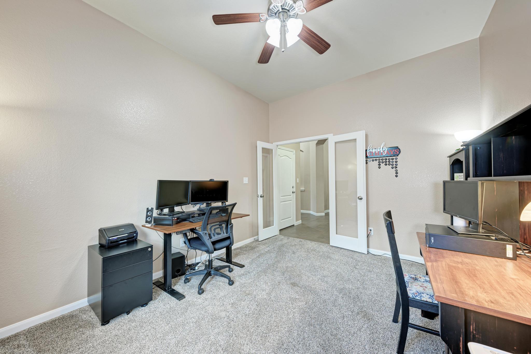 1119 Enclave Way, Hutto, TX 78634