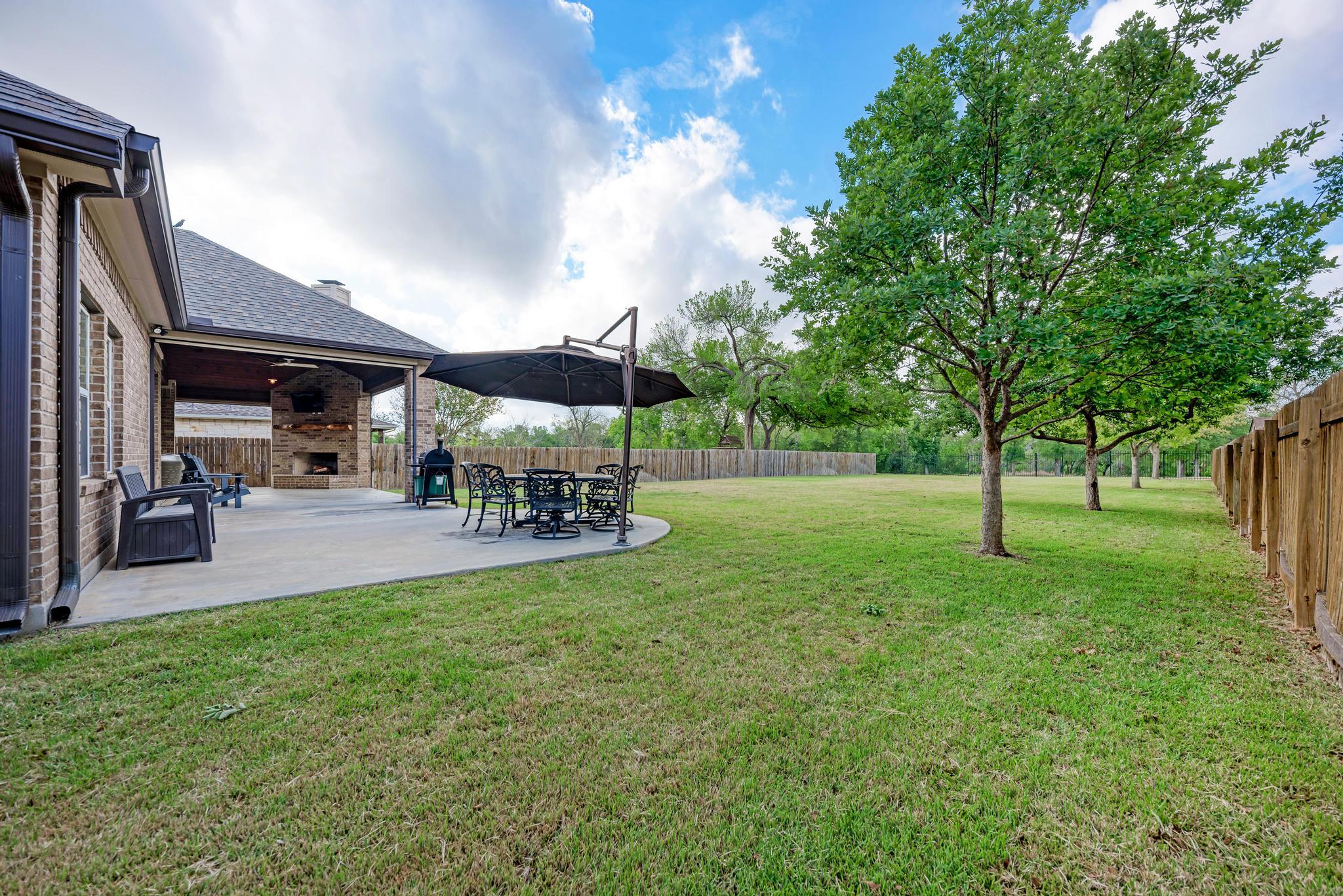 1119 Enclave Way, Hutto, TX 78634