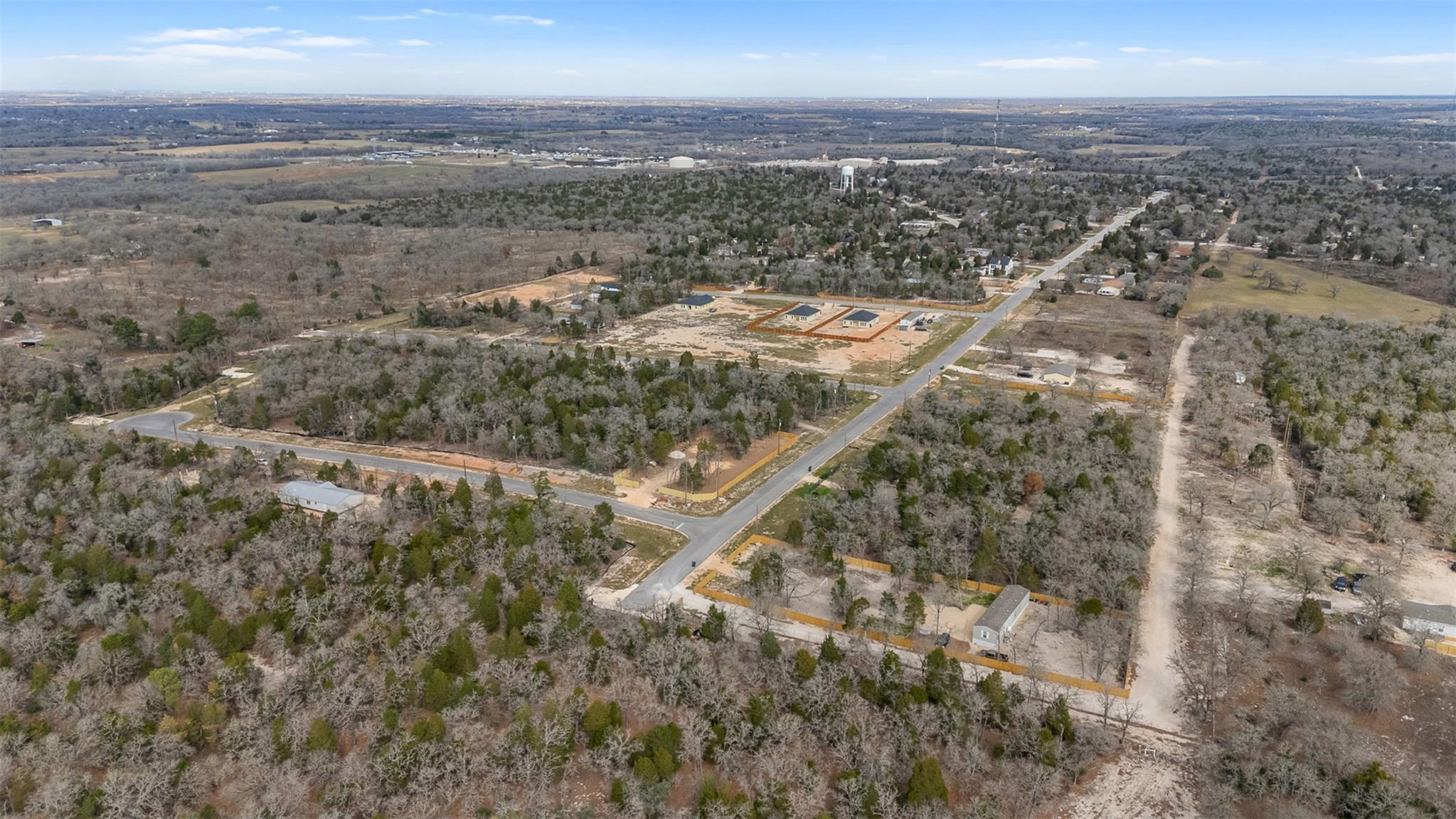 120 Las Alturas Dr, Elgin, TX 78621