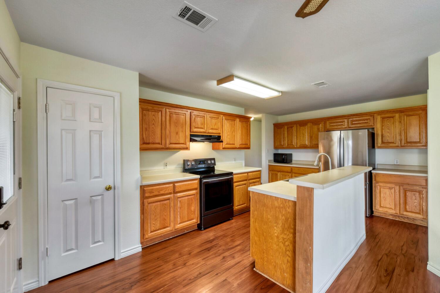 2601 Windy Ridge Rd, Taylor, TX 76574