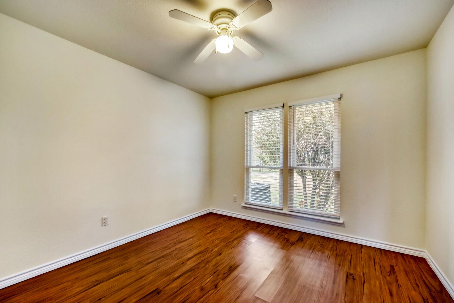 2601 Windy Ridge Rd, Taylor, TX 76574