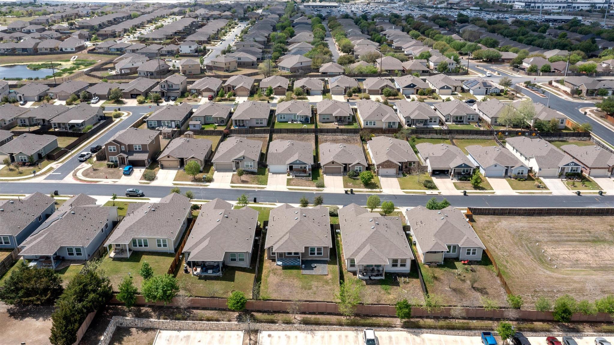 463 Bridgestone Way, Buda, TX 78610