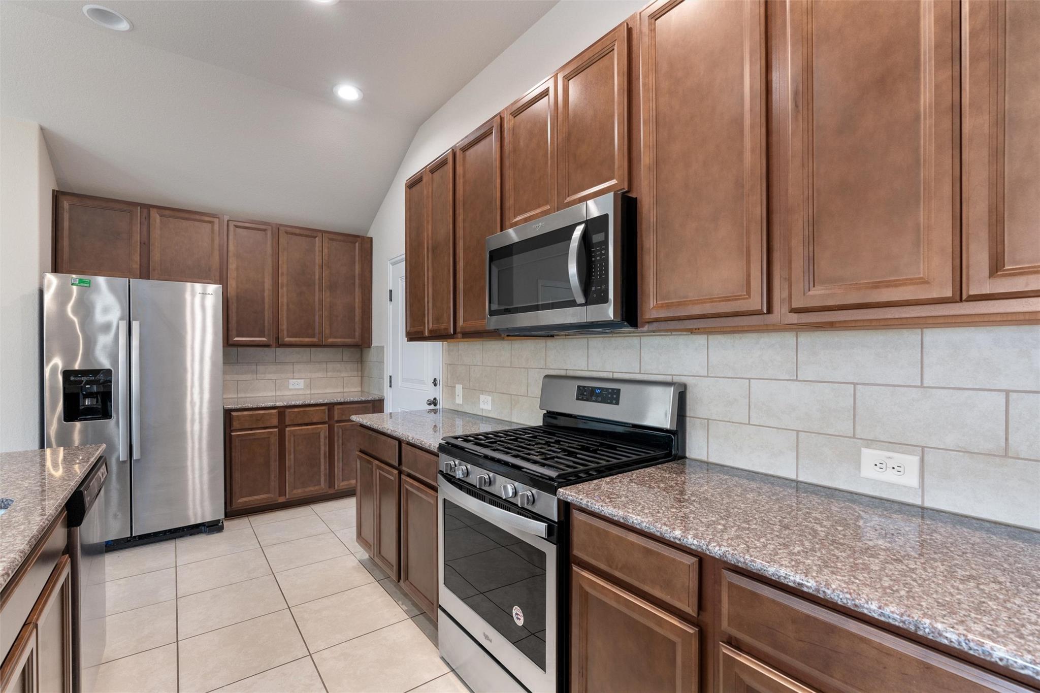 463 Bridgestone Way, Buda, TX 78610