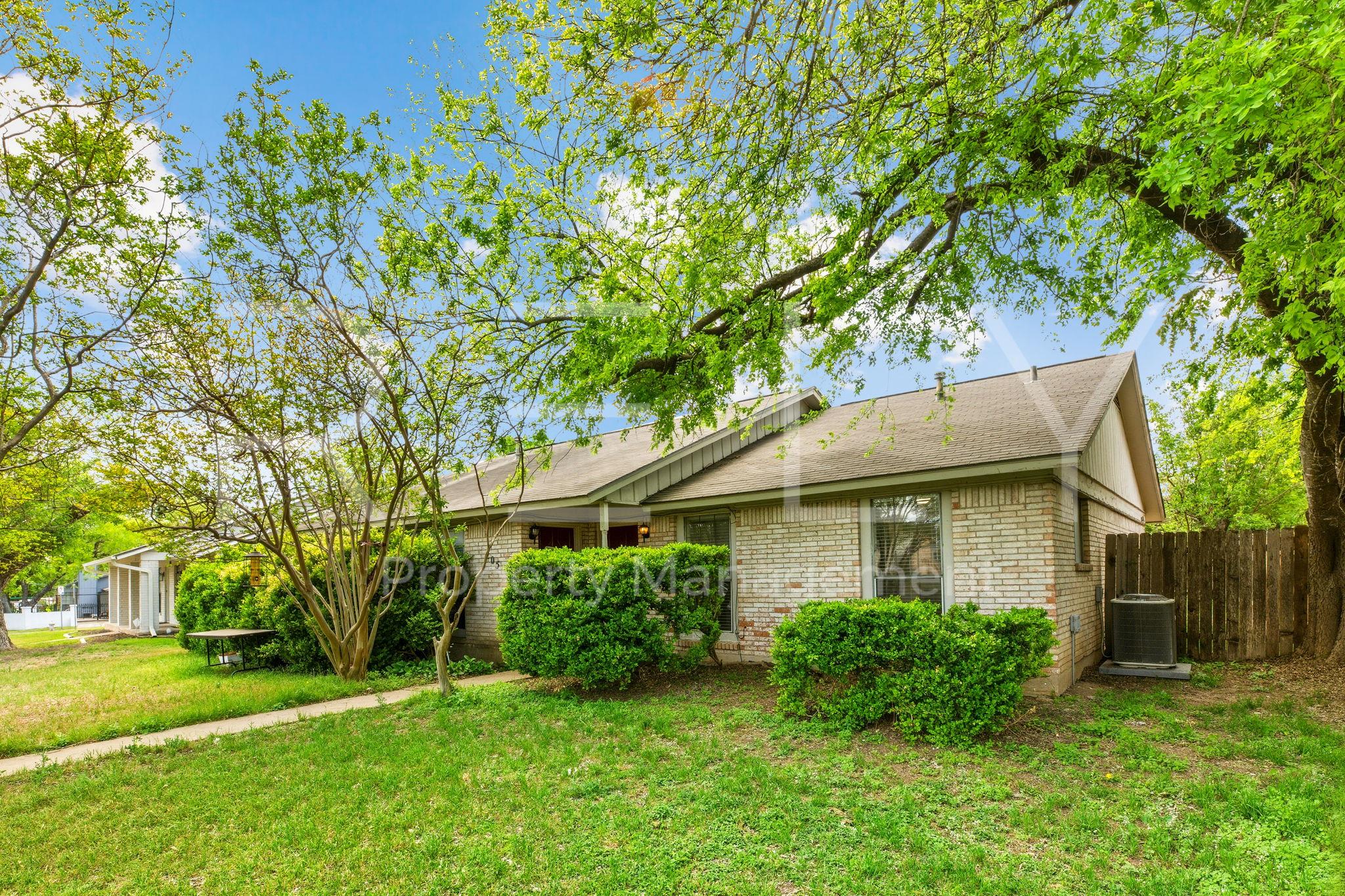 205 W William Cannon Dr # B, Austin, TX 78745