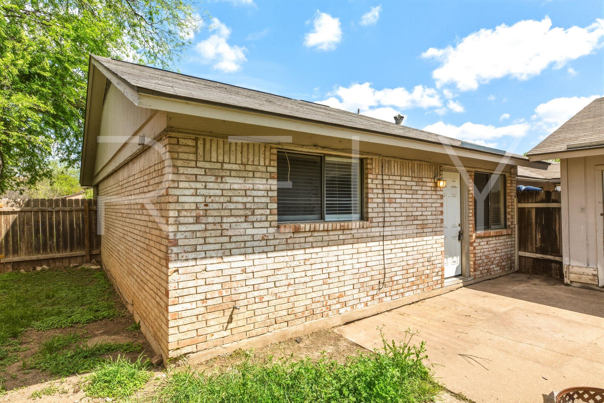 205 W William Cannon Dr # B, Austin, TX 78745