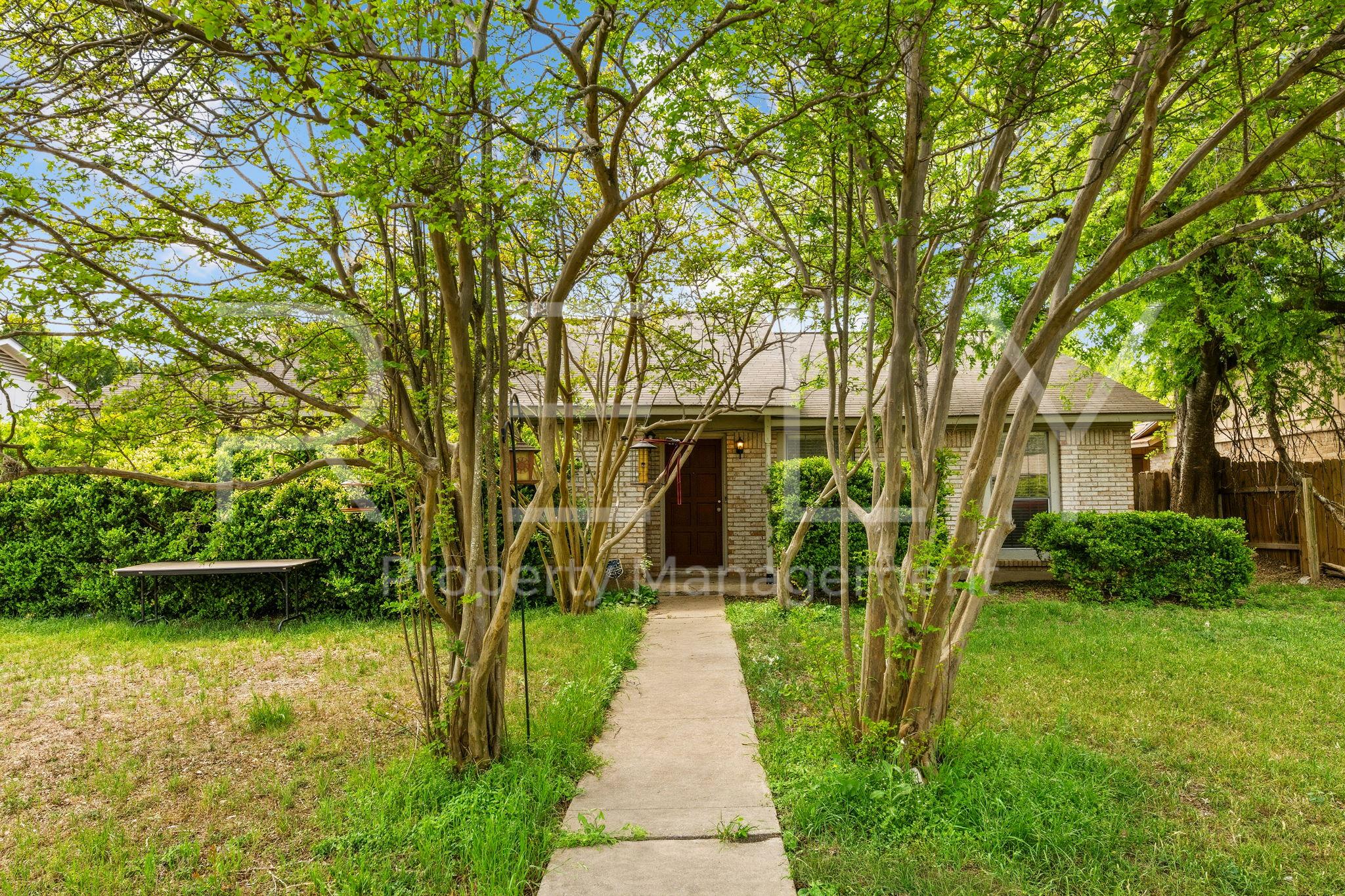 205 W William Cannon Dr # B, Austin, TX 78745