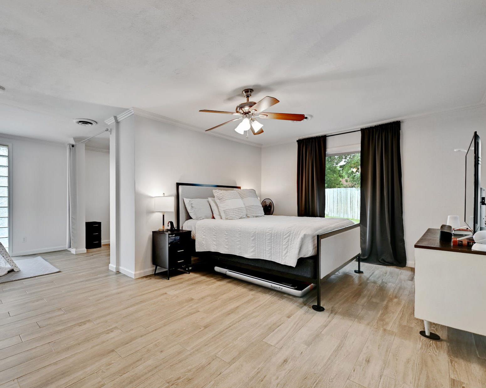 5700 Avenue G, Austin, TX 78752