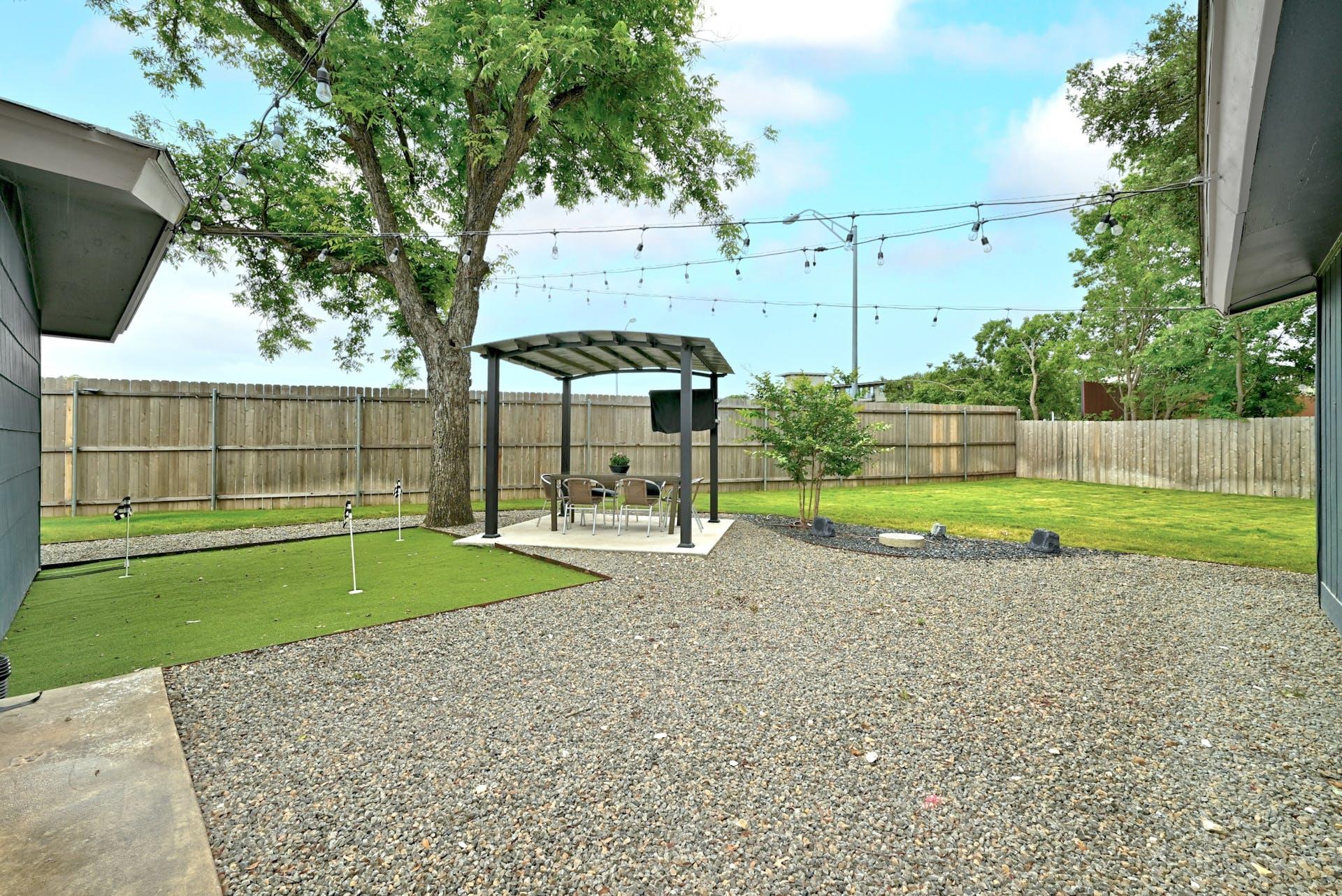 5700 Avenue G, Austin, TX 78752