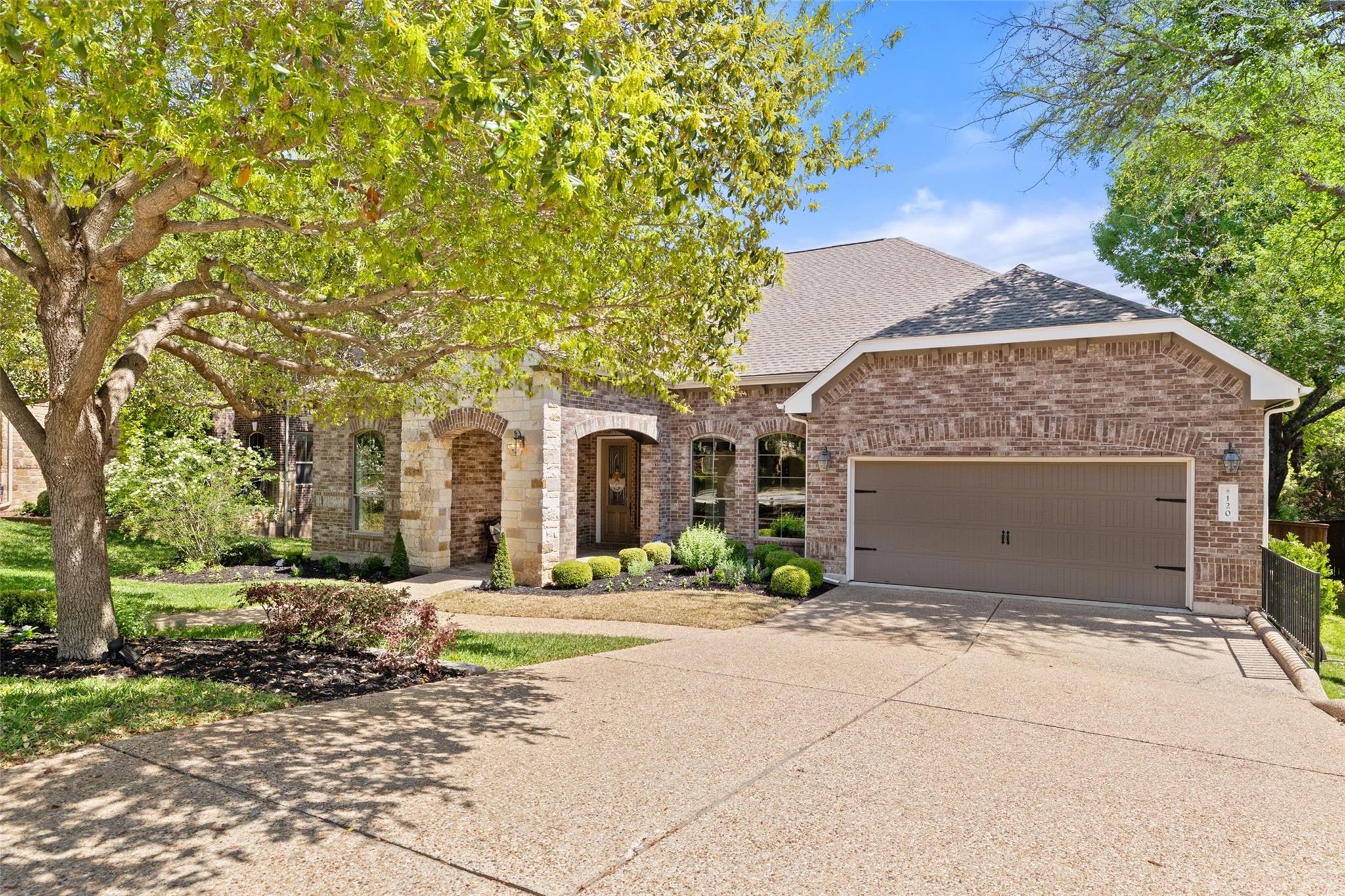 120 N Saddle Ridge Dr, Cedar Park, TX 78613