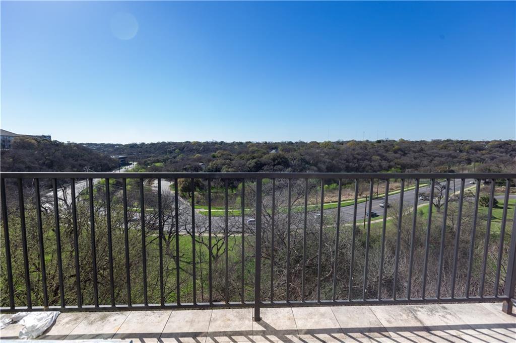 2708 San Pedro St # 302, Austin, TX 78705