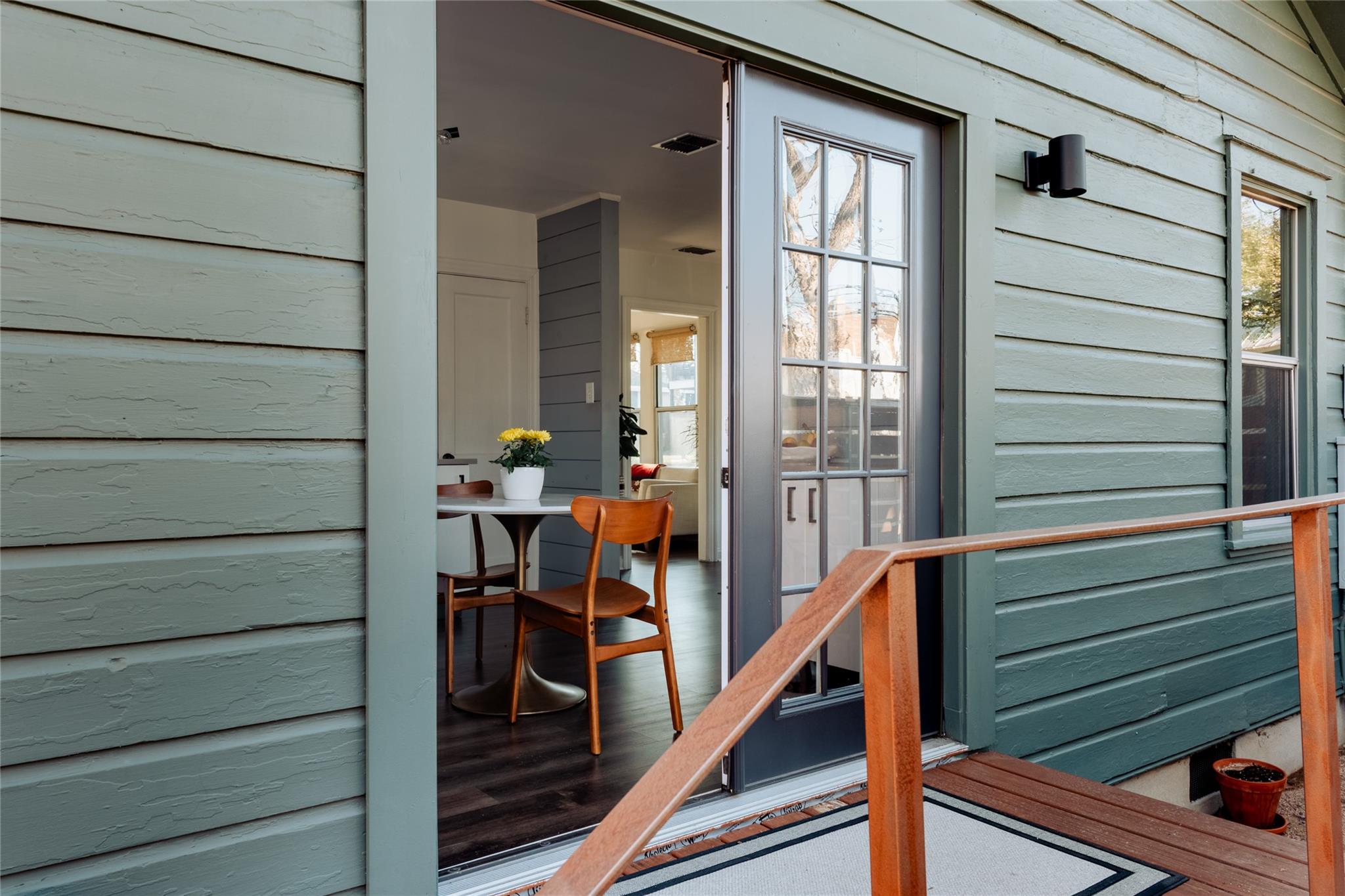 206 W Milton St # B, Austin, TX 78704