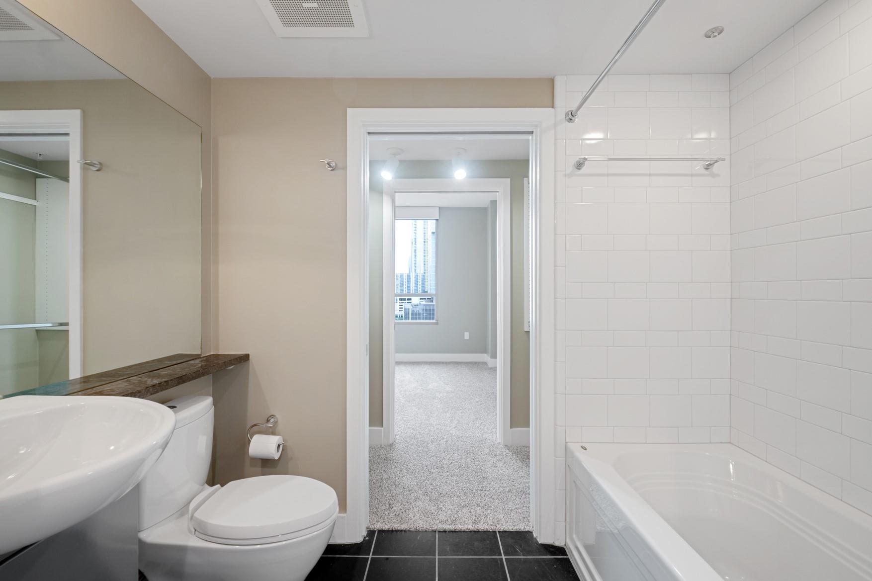 300 Bowie St # 1201, Austin, TX 78703