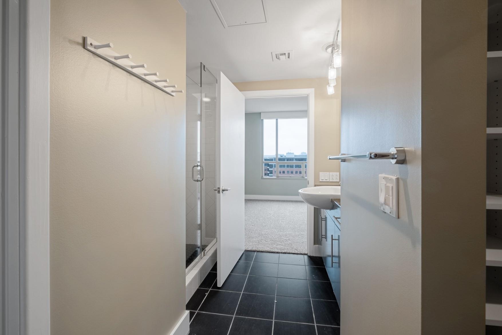 300 Bowie St # 1201, Austin, TX 78703