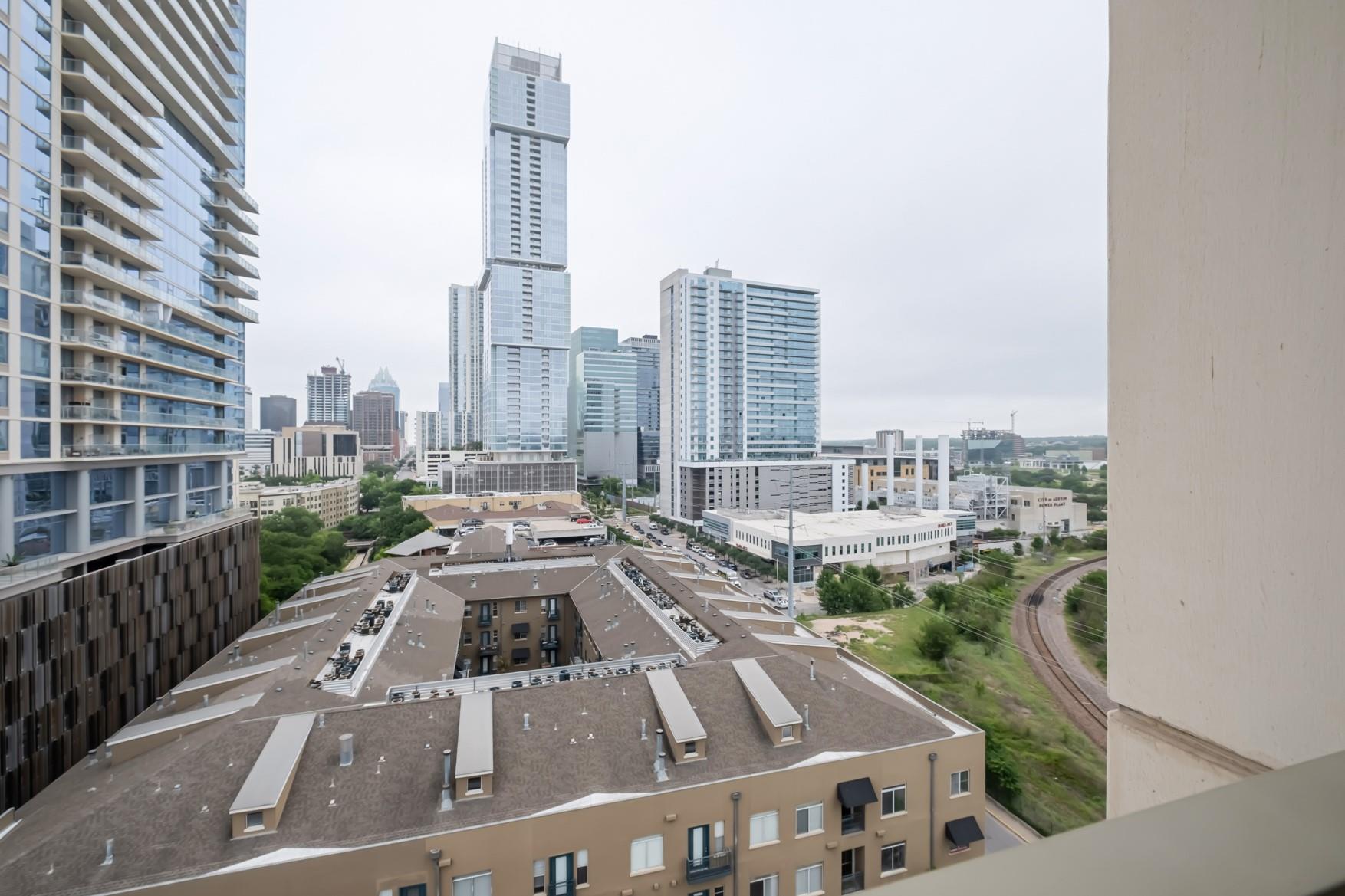 300 Bowie St # 1201, Austin, TX 78703
