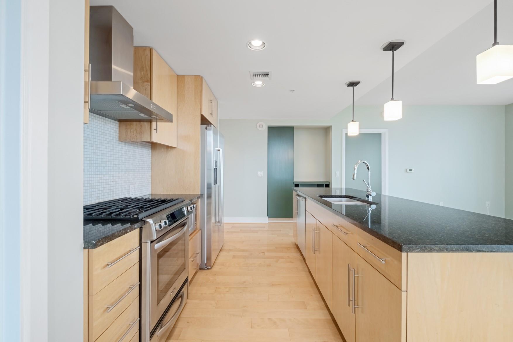 300 Bowie St # 1201, Austin, TX 78703