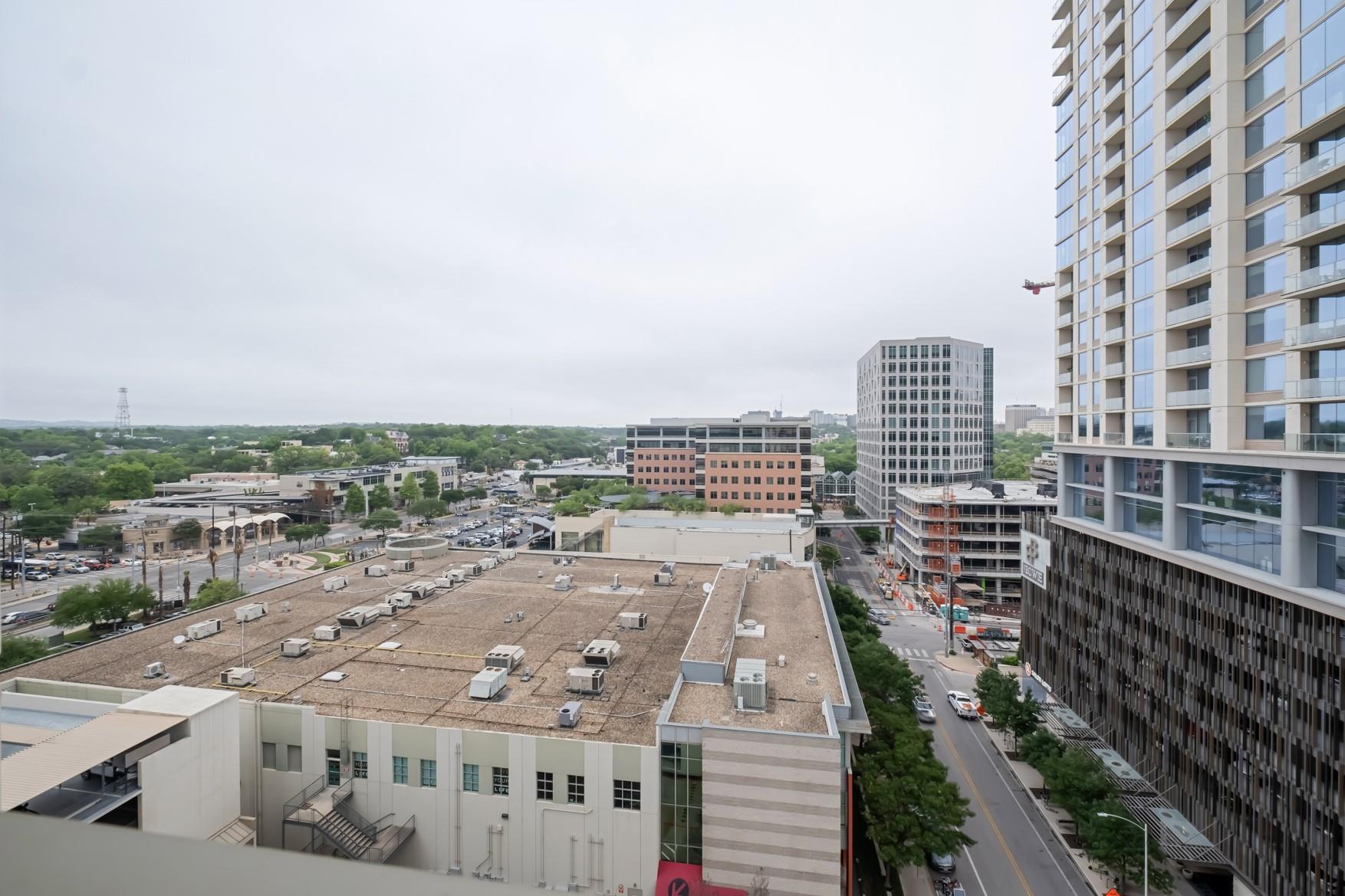 300 Bowie St # 1201, Austin, TX 78703