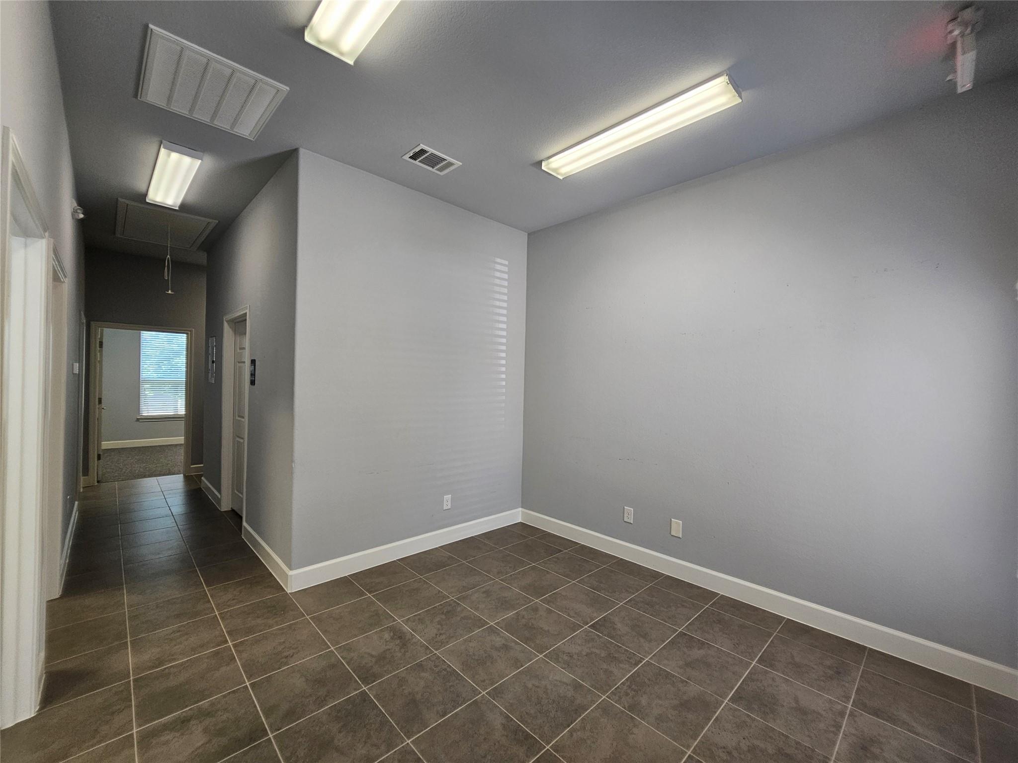 1009 W Pecan St # 103, Pflugerville, TX 78660