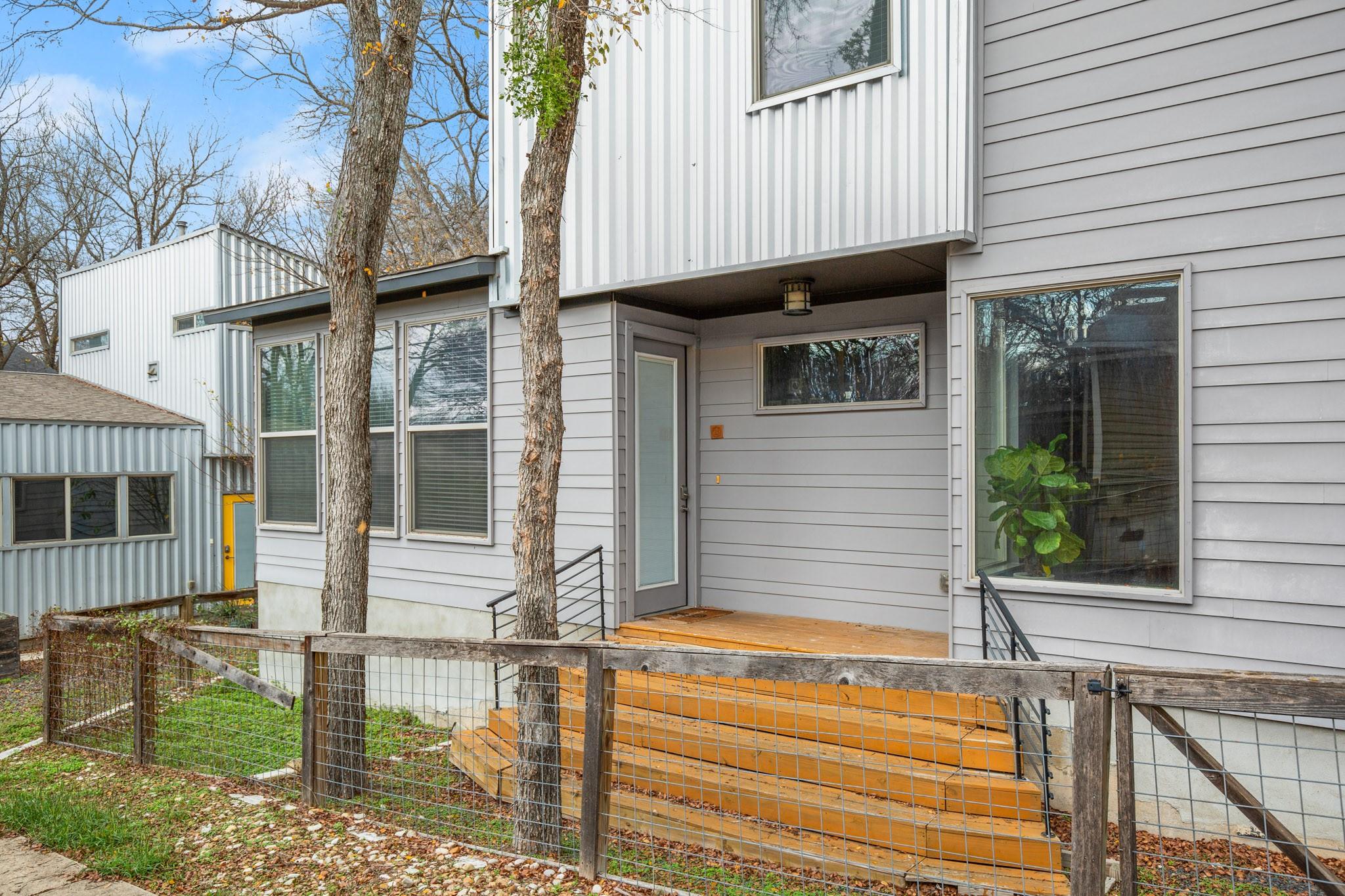 1302 Delano St # A, Austin, TX 78721