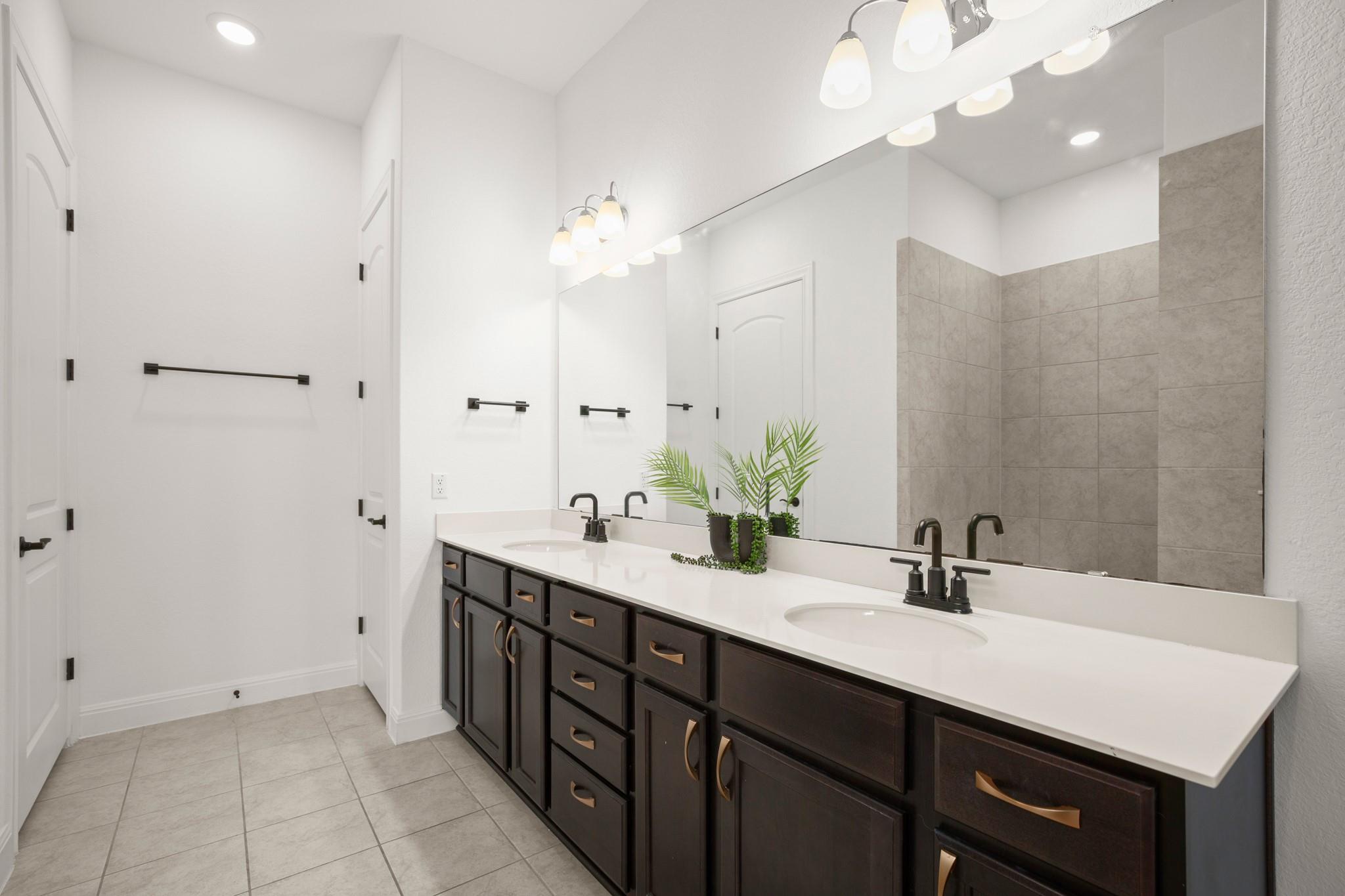 385 Barn Hill Loop, Dripping Springs, TX 78620