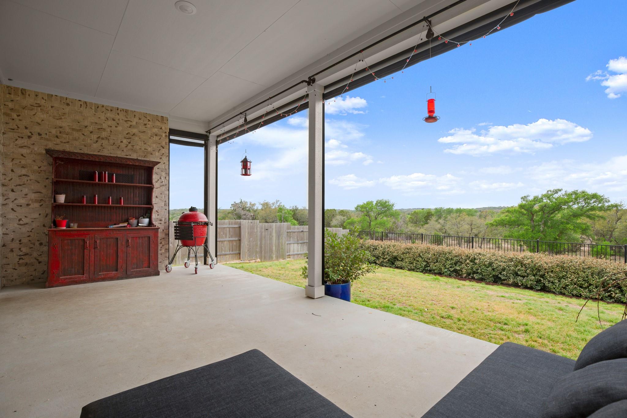 385 Barn Hill Loop, Dripping Springs, TX 78620