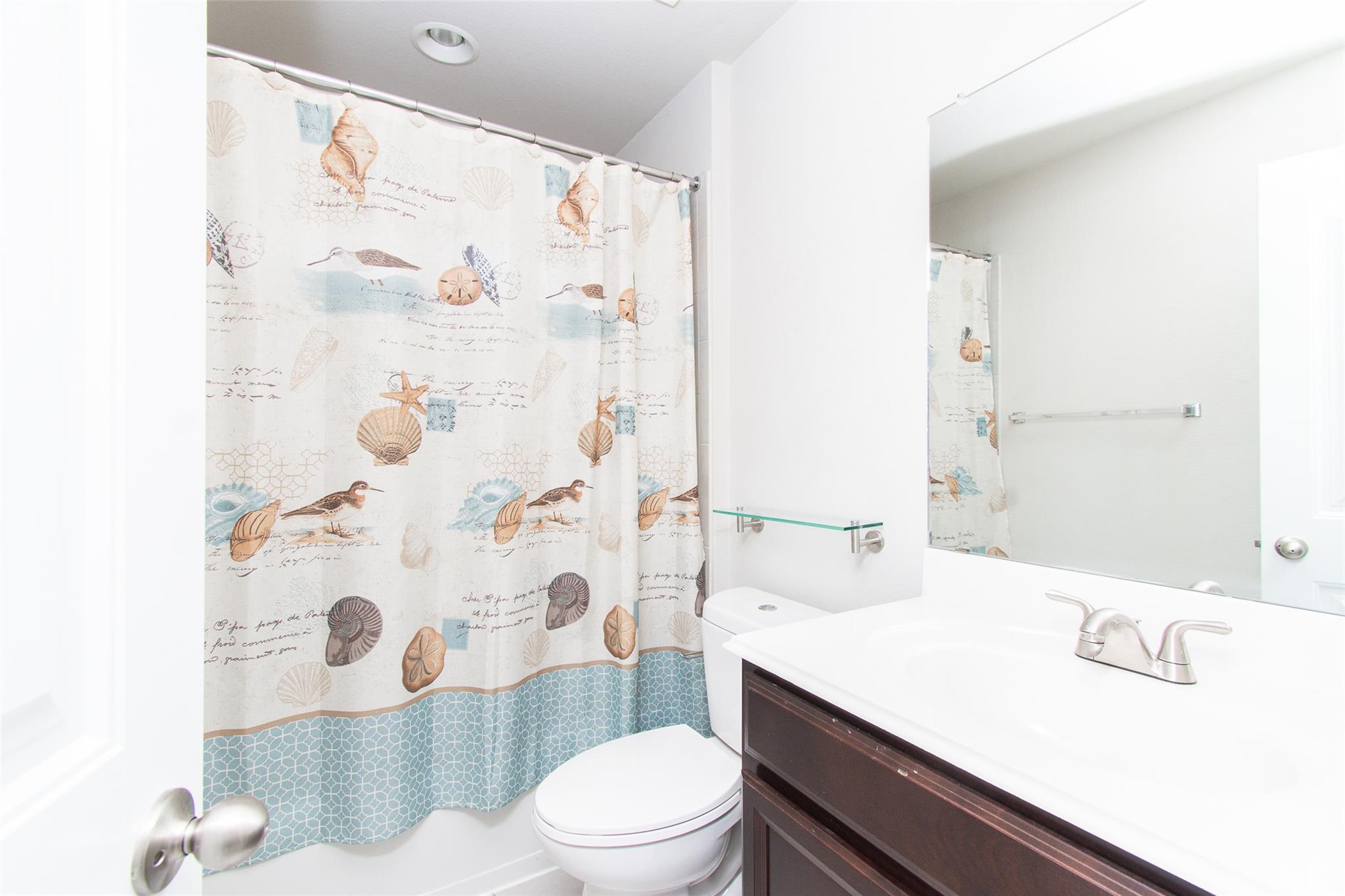 136 Mistflower Ln, Kyle, TX 78640