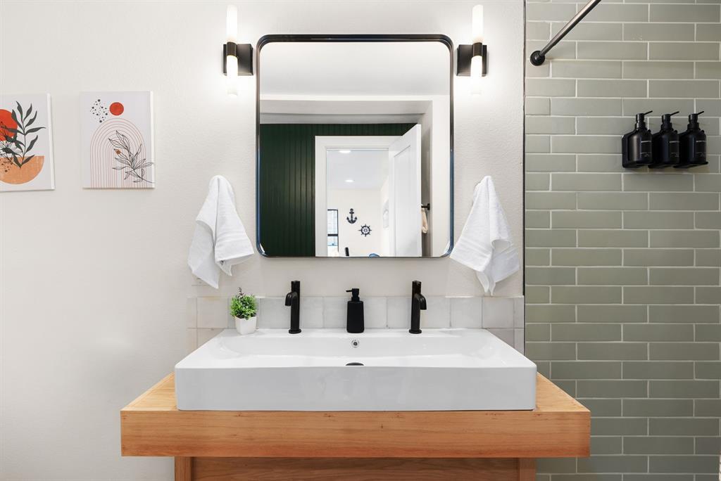 1802 Blue Cat Ln, Austin, TX 78734