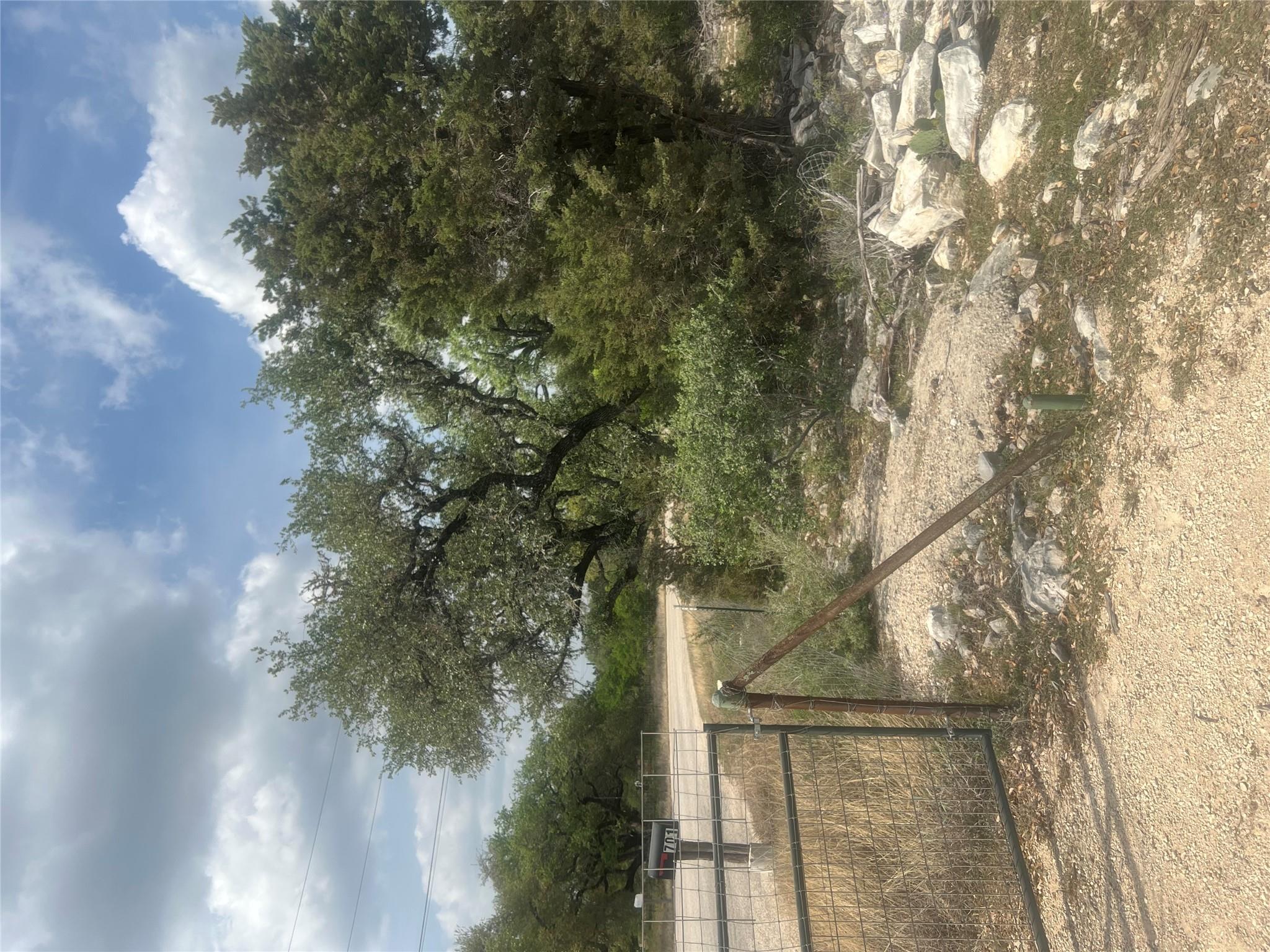 701 Grande St # B, Driftwood, TX 78619